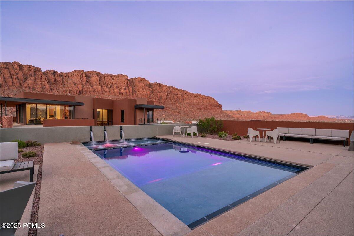 784 N Sanctuary Place