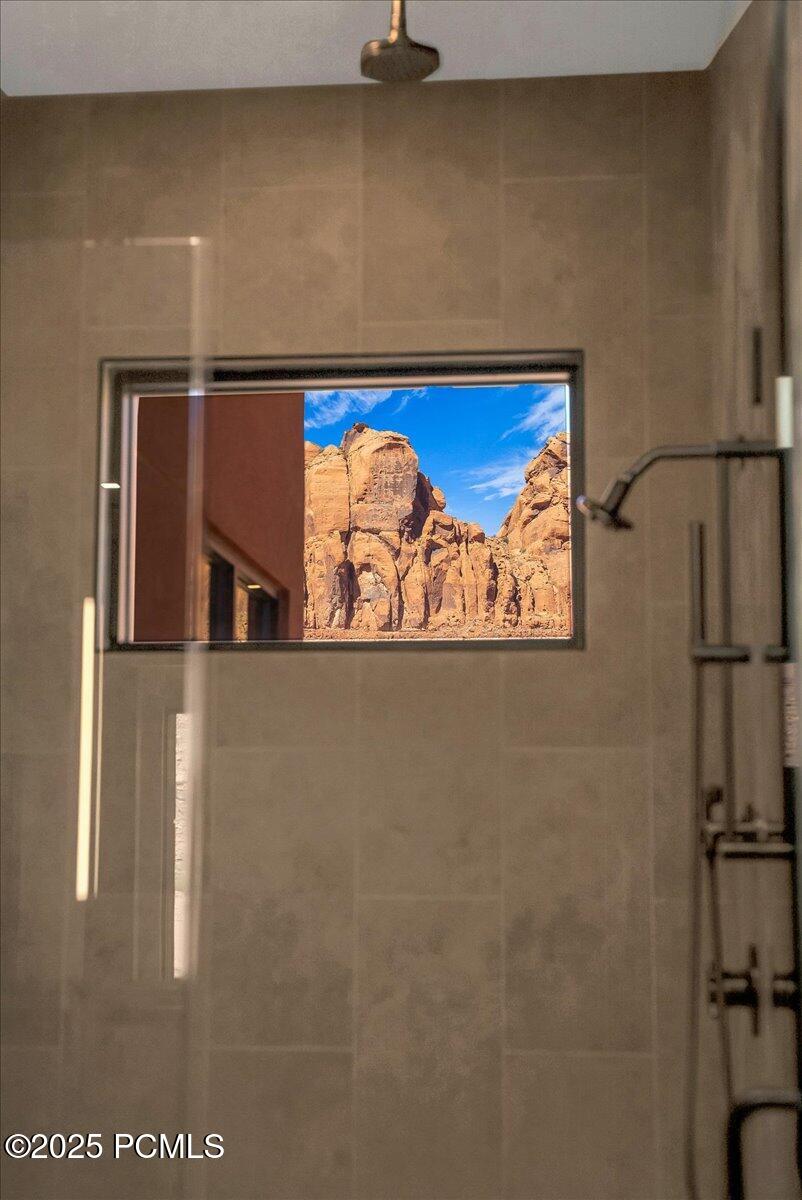 784 N Sanctuary Place