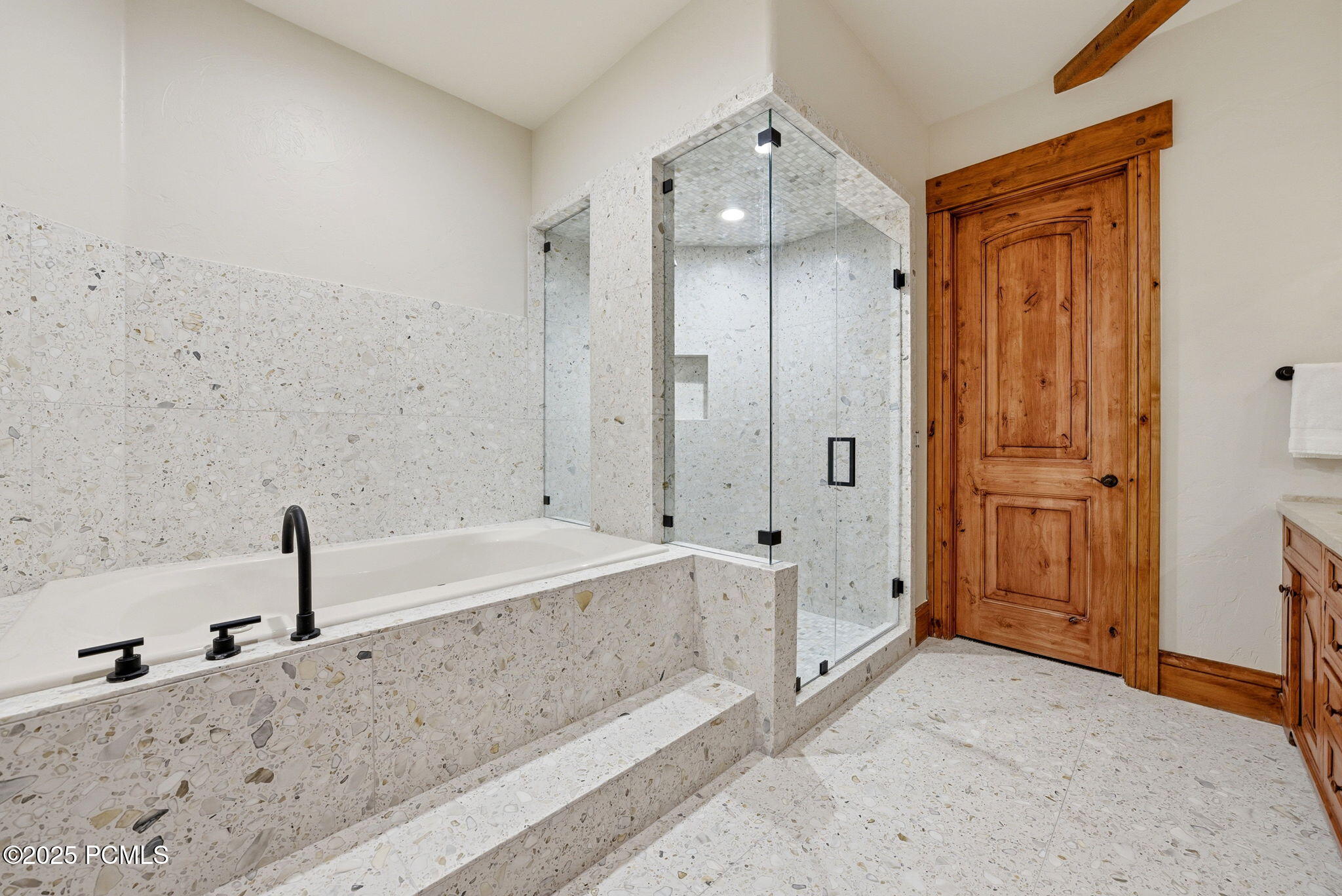 22 White Pine Canyon Rd