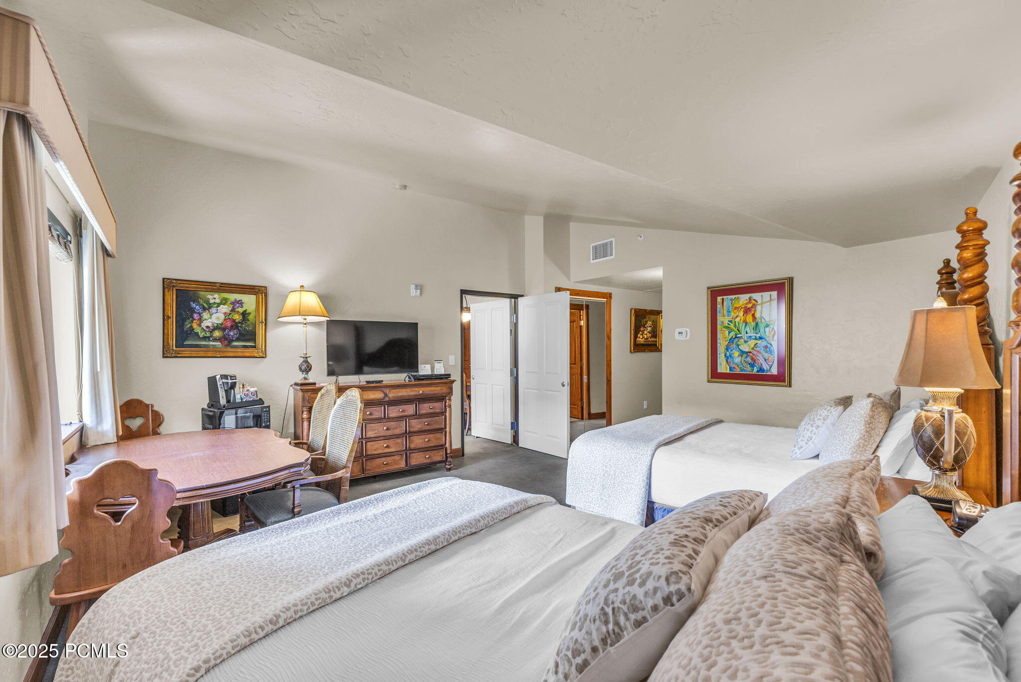 840 W Bigler Lane, 3019