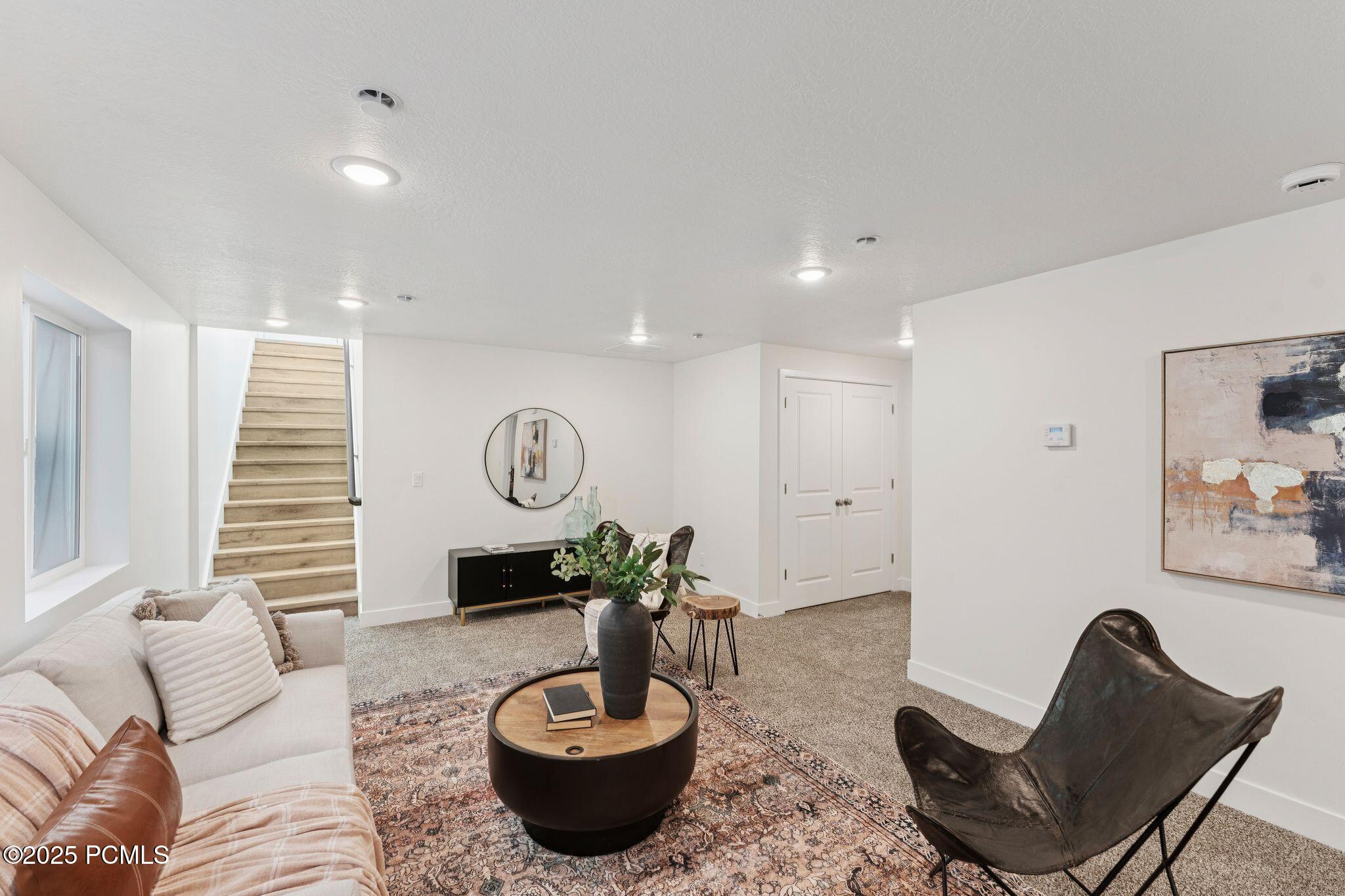 7075 Woods Rose Drive