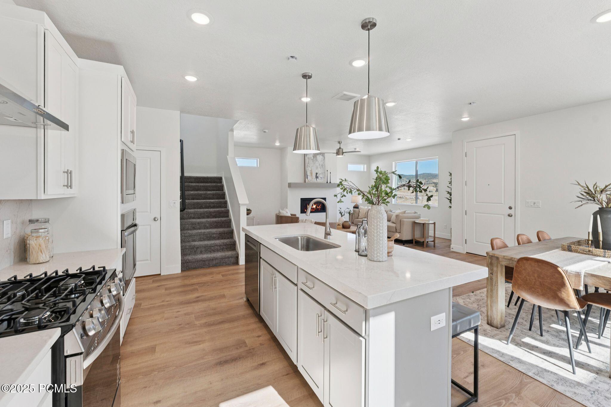 7075 Woods Rose Drive