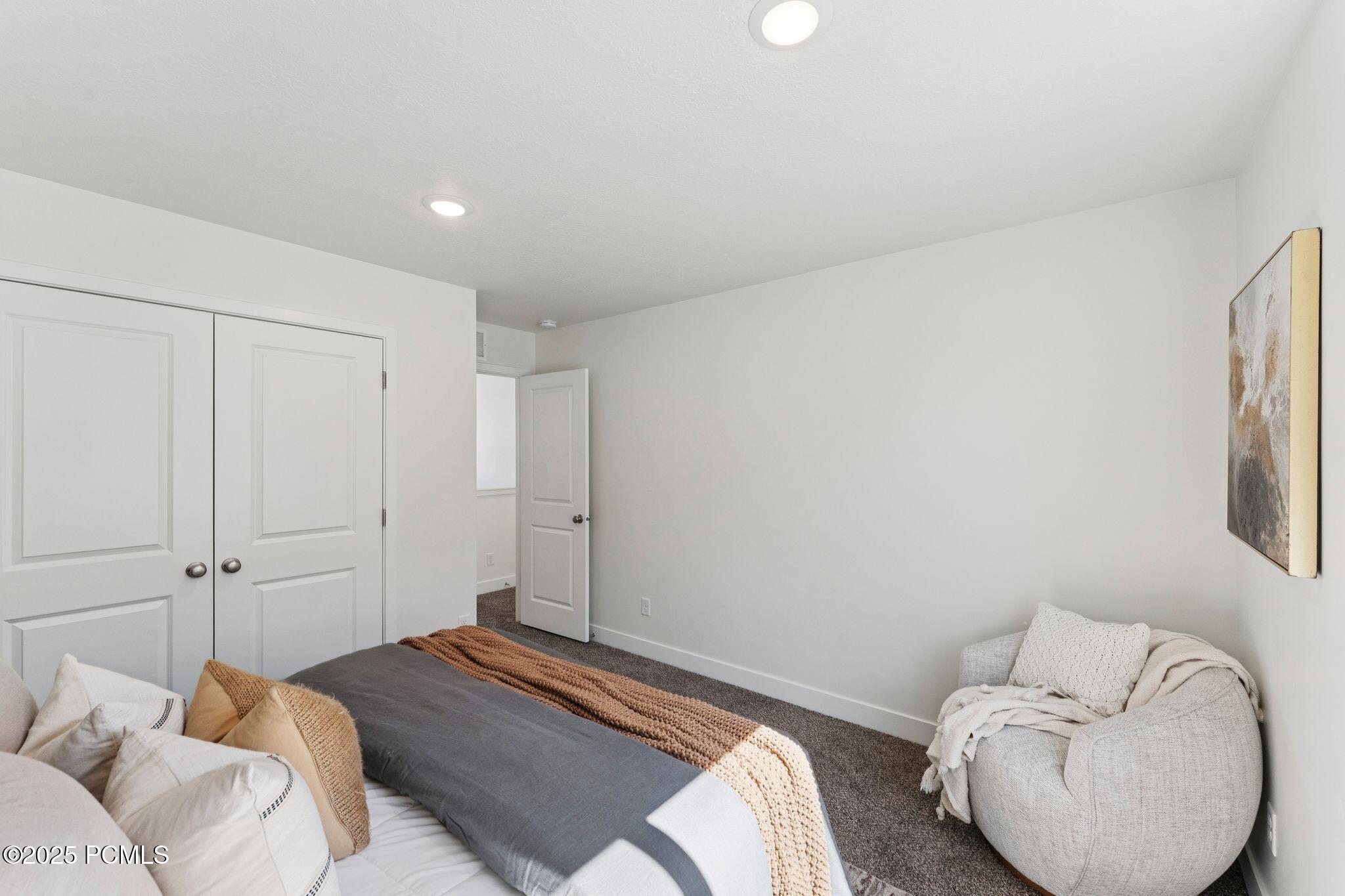 7075 Woods Rose Drive