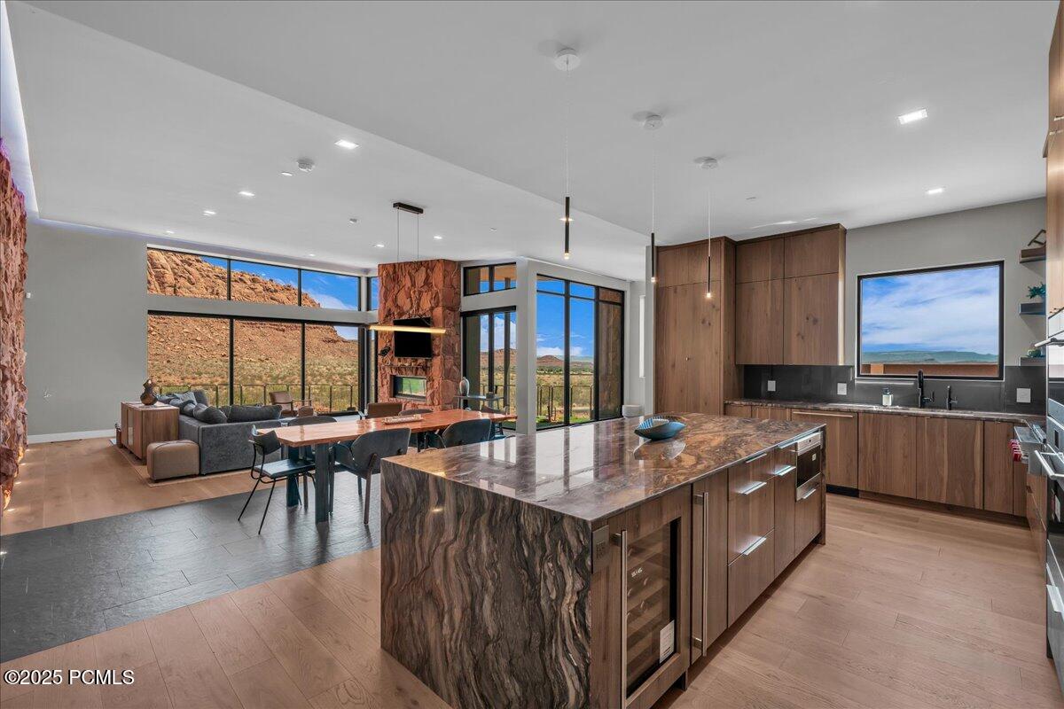 705 N Sanctuary Place