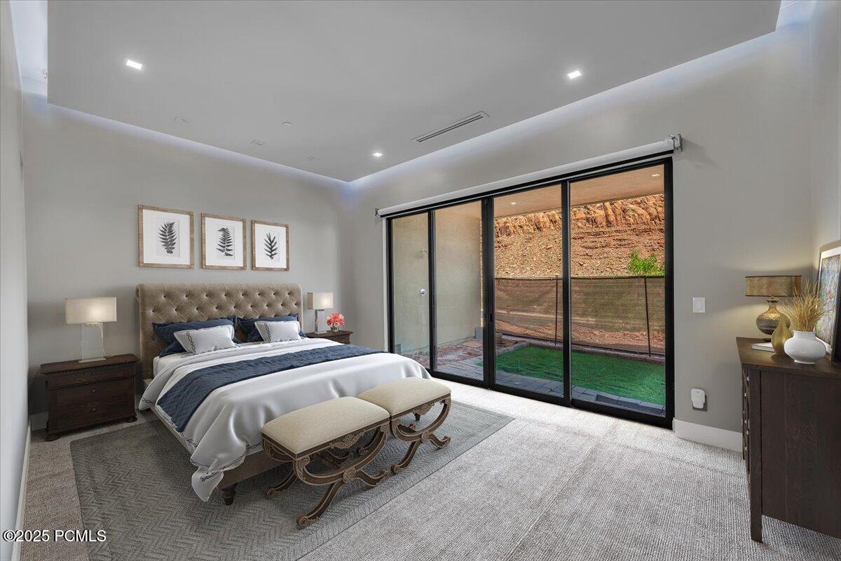 705 N Sanctuary Place