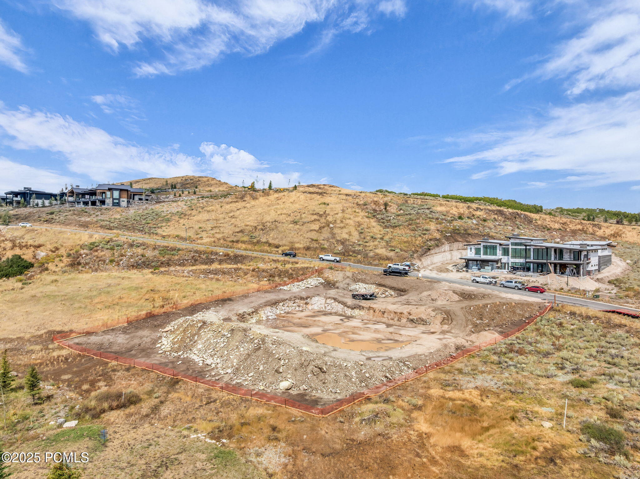 203 W Peace Tree Trail