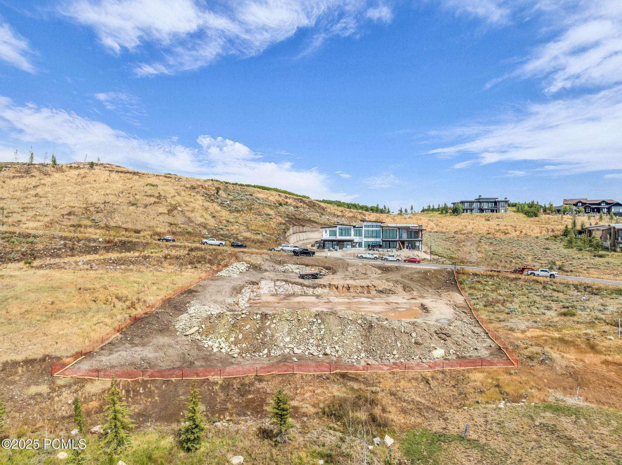 203 W Peace Tree Trail