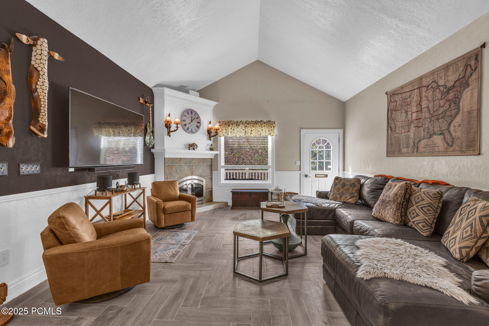 896 E Chalk Creek Road