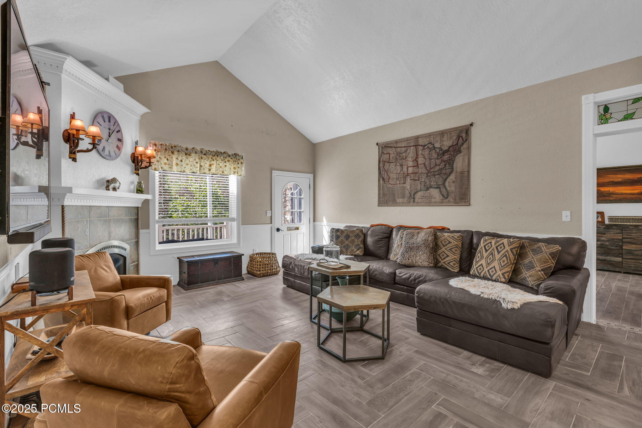 896 E Chalk Creek Road