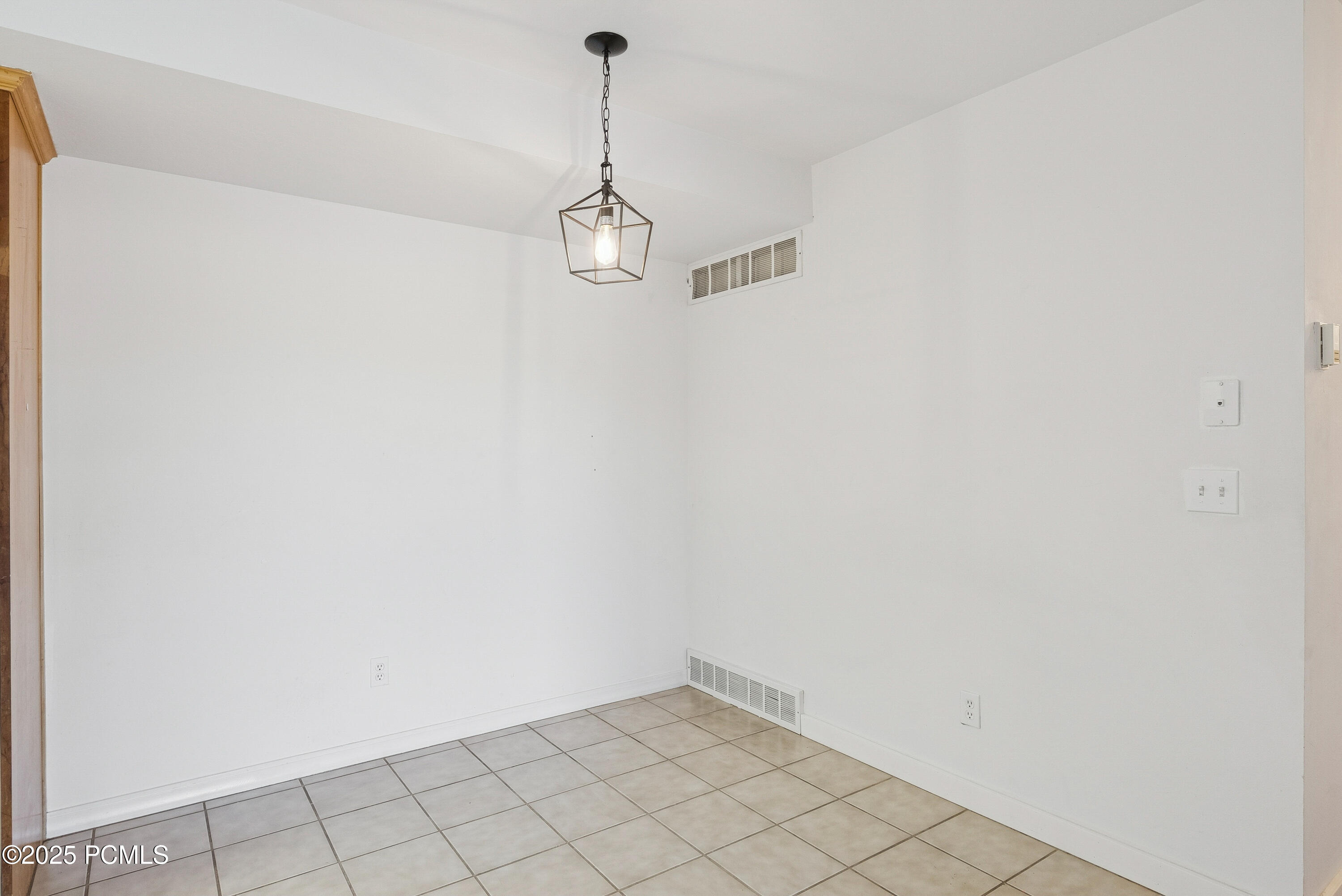 595 S Main Street, Apt 18