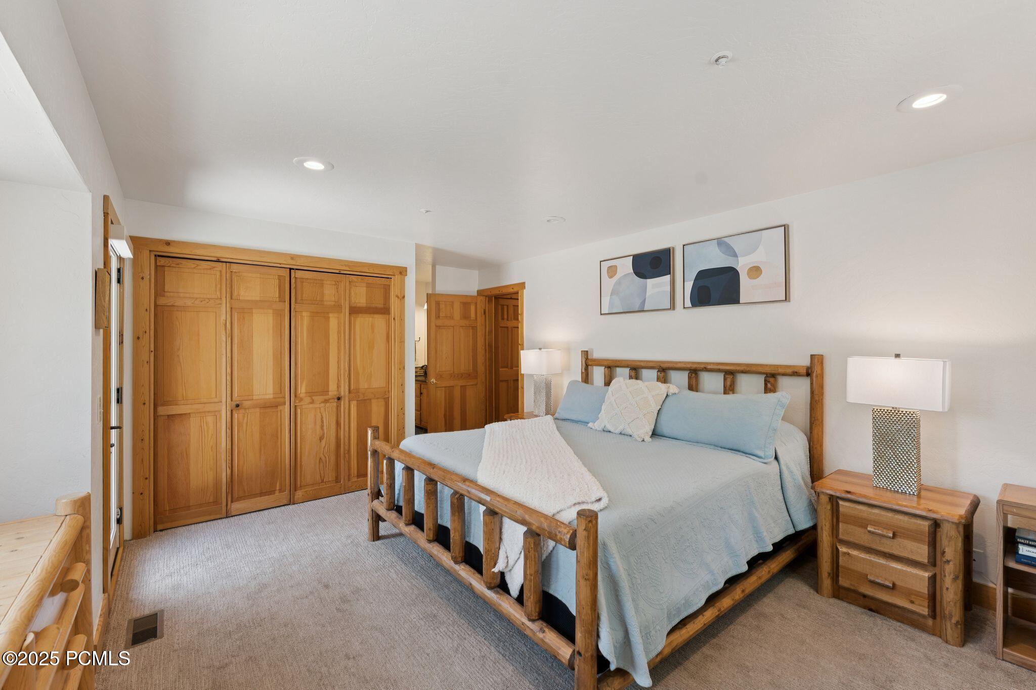 1955 Deer Valley Drive, 302