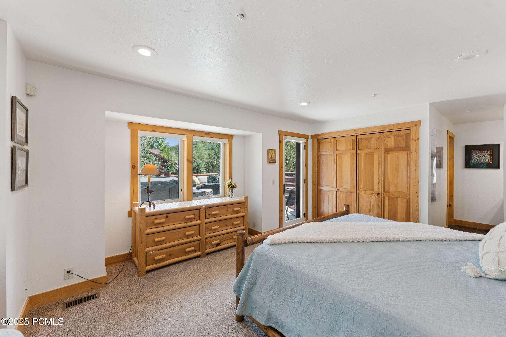 1955 Deer Valley Drive, 302