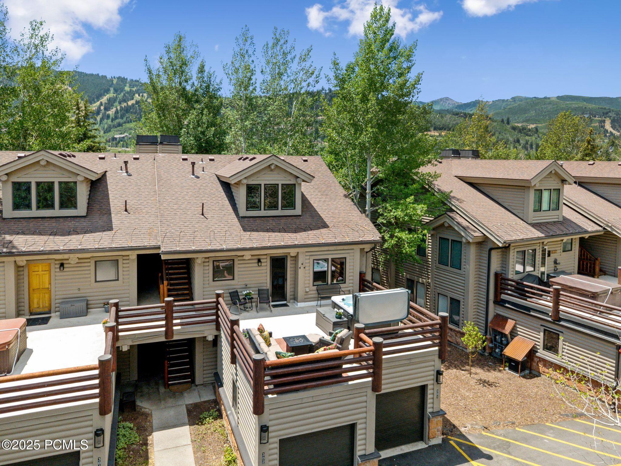 1955 Deer Valley Drive, 302