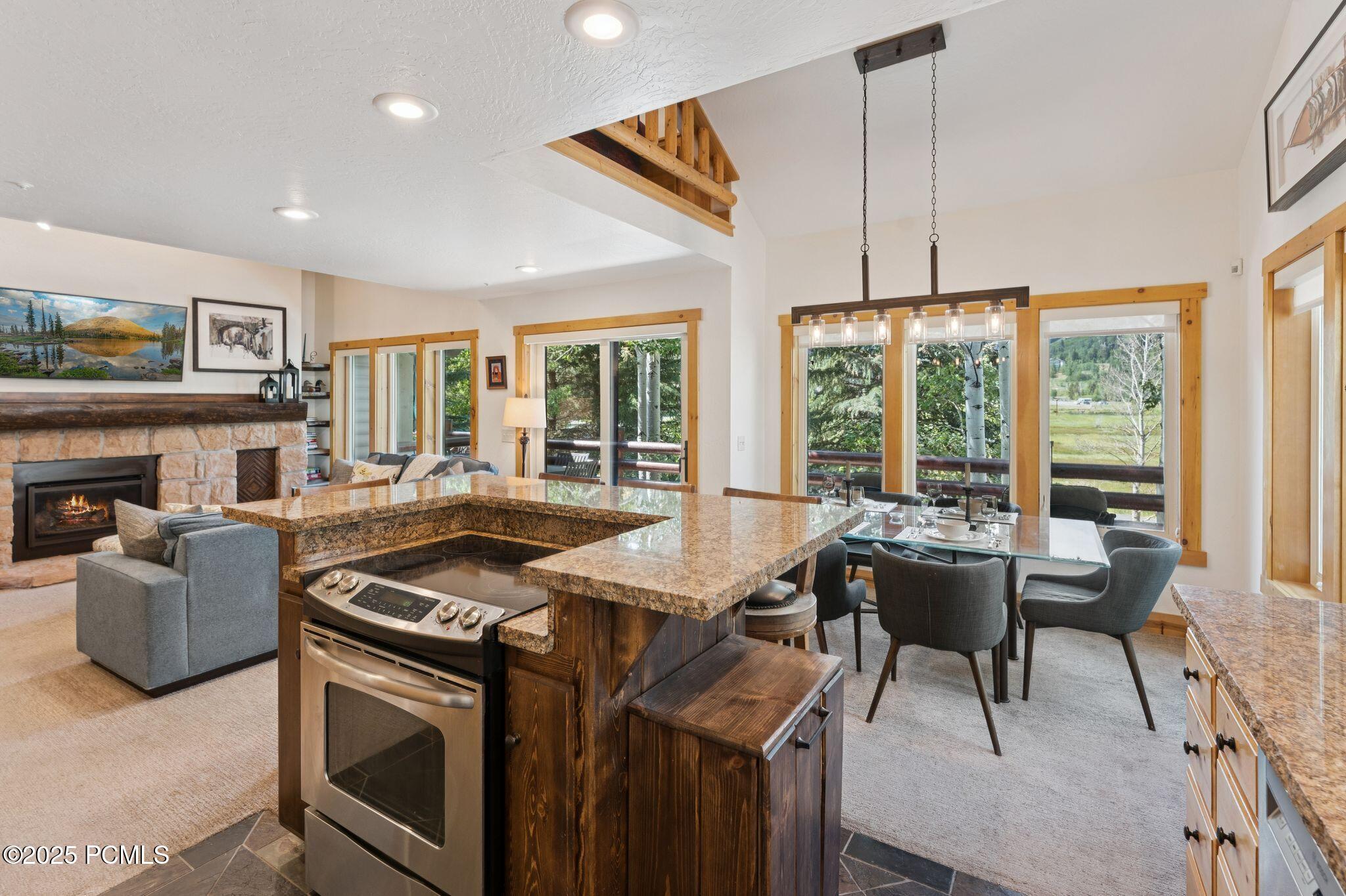 1955 Deer Valley Drive, 302