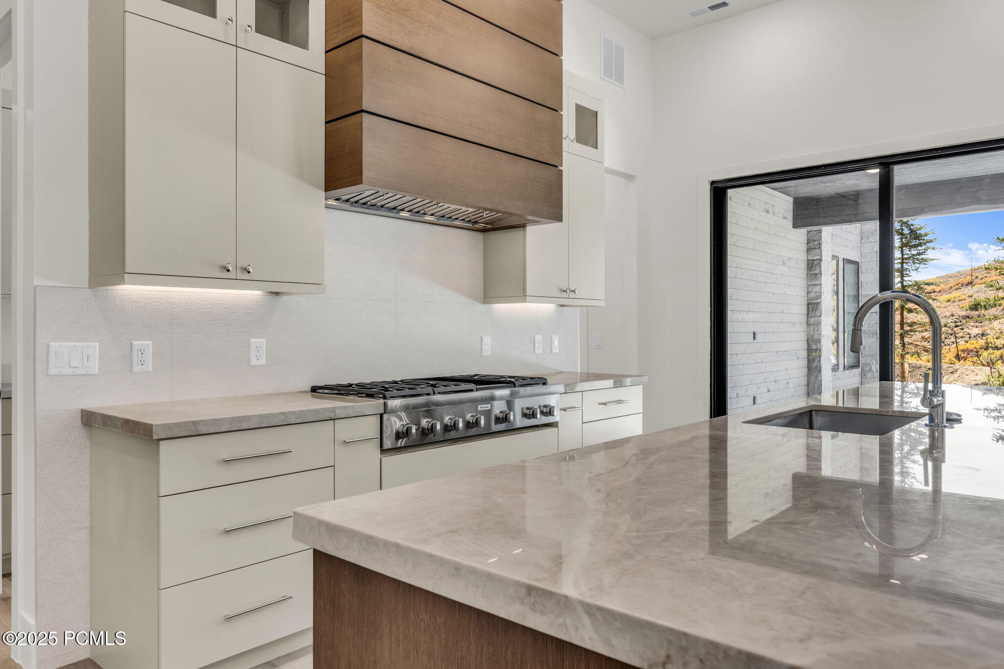 13341 N Deer Canyon Drive