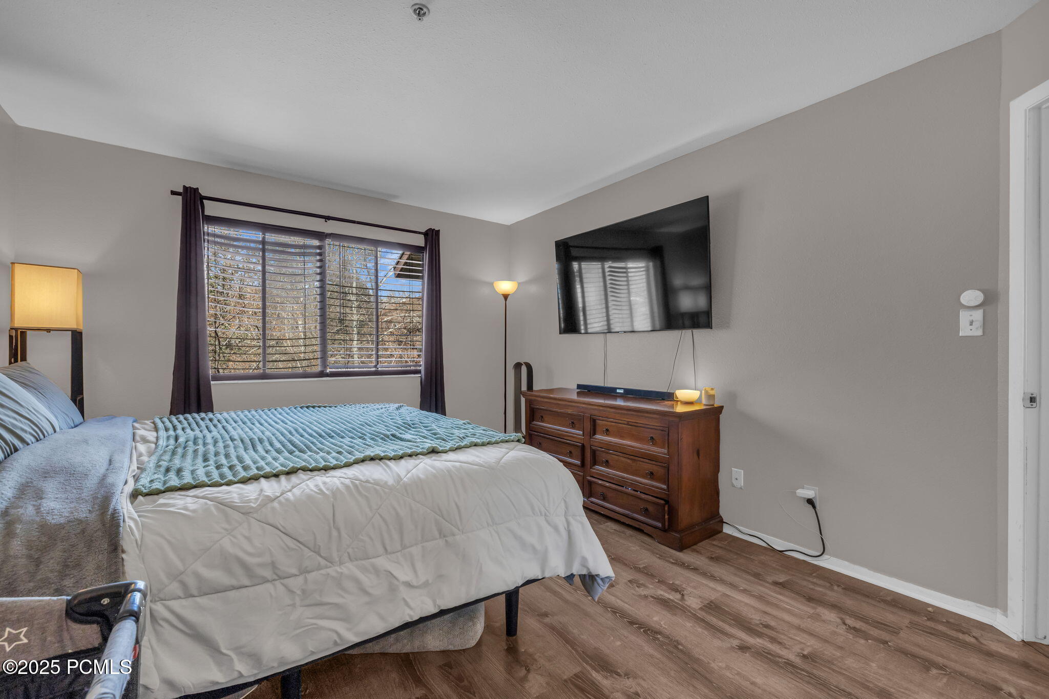 6821 N 2200 West, 11k