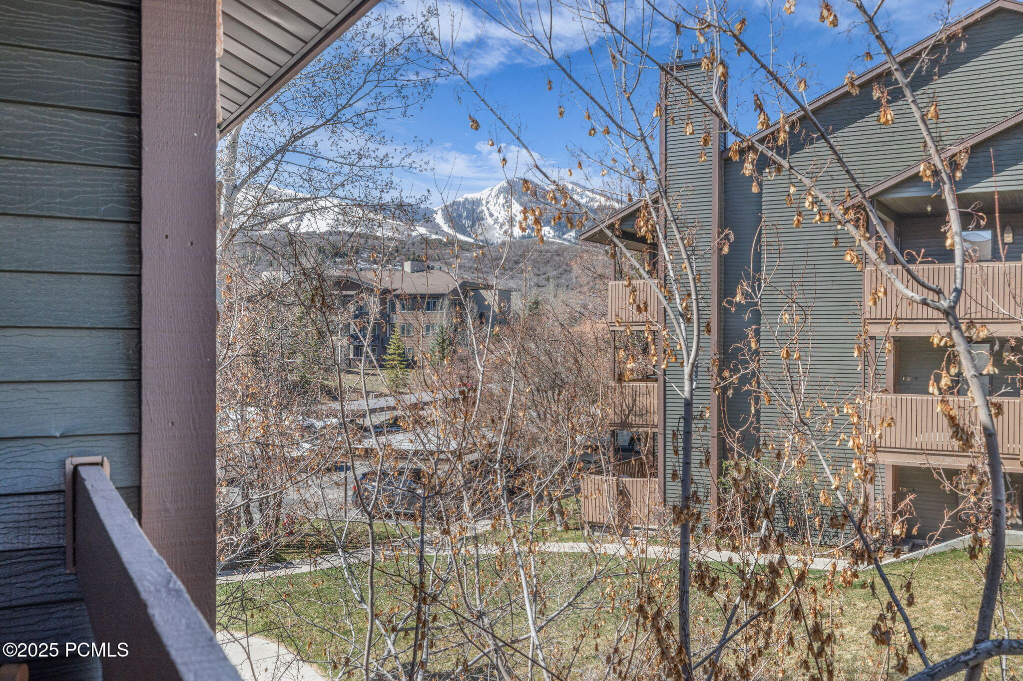 6821 N 2200 West, 11k