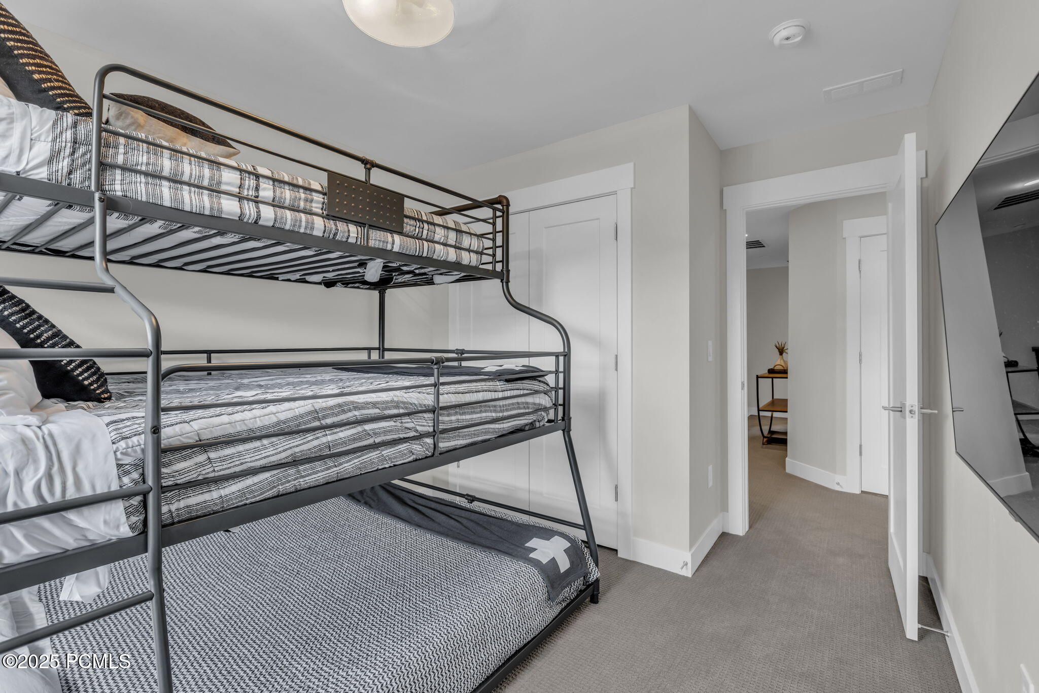 1045 W Wasatch Spring Road