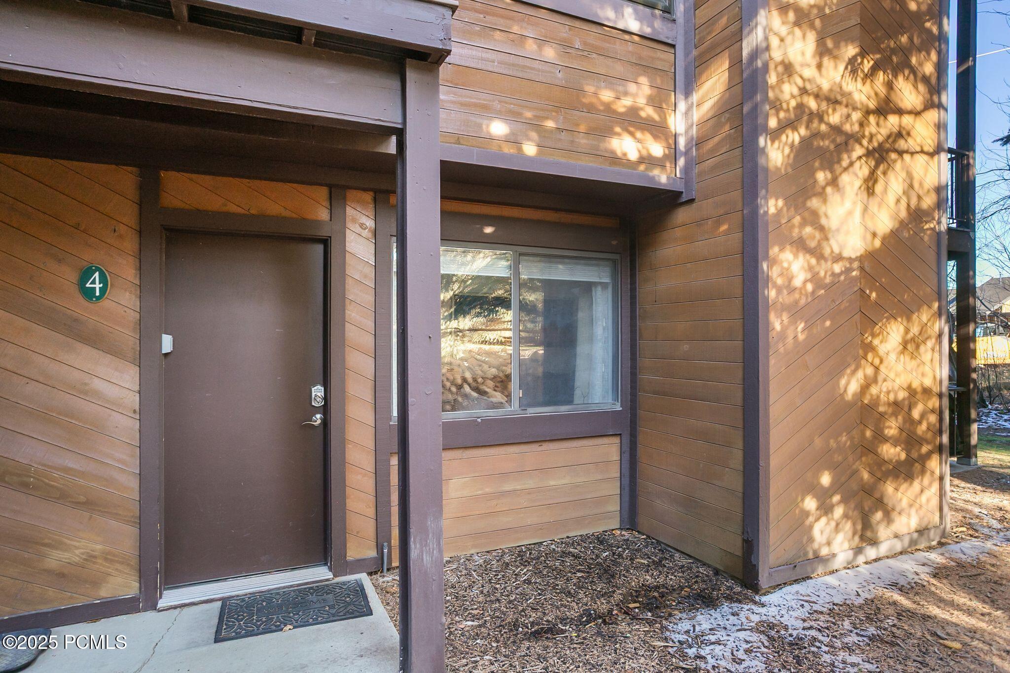 2025 Canyons Resort Drive, J4