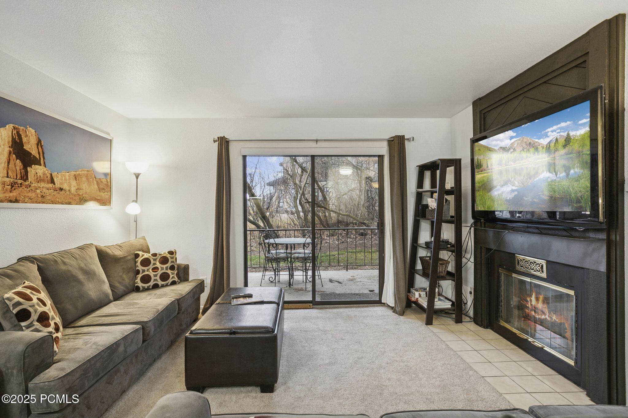 2025 Canyons Resort Drive, J4