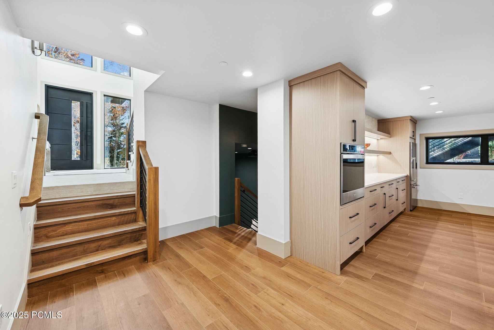 2083 Three Kings Court