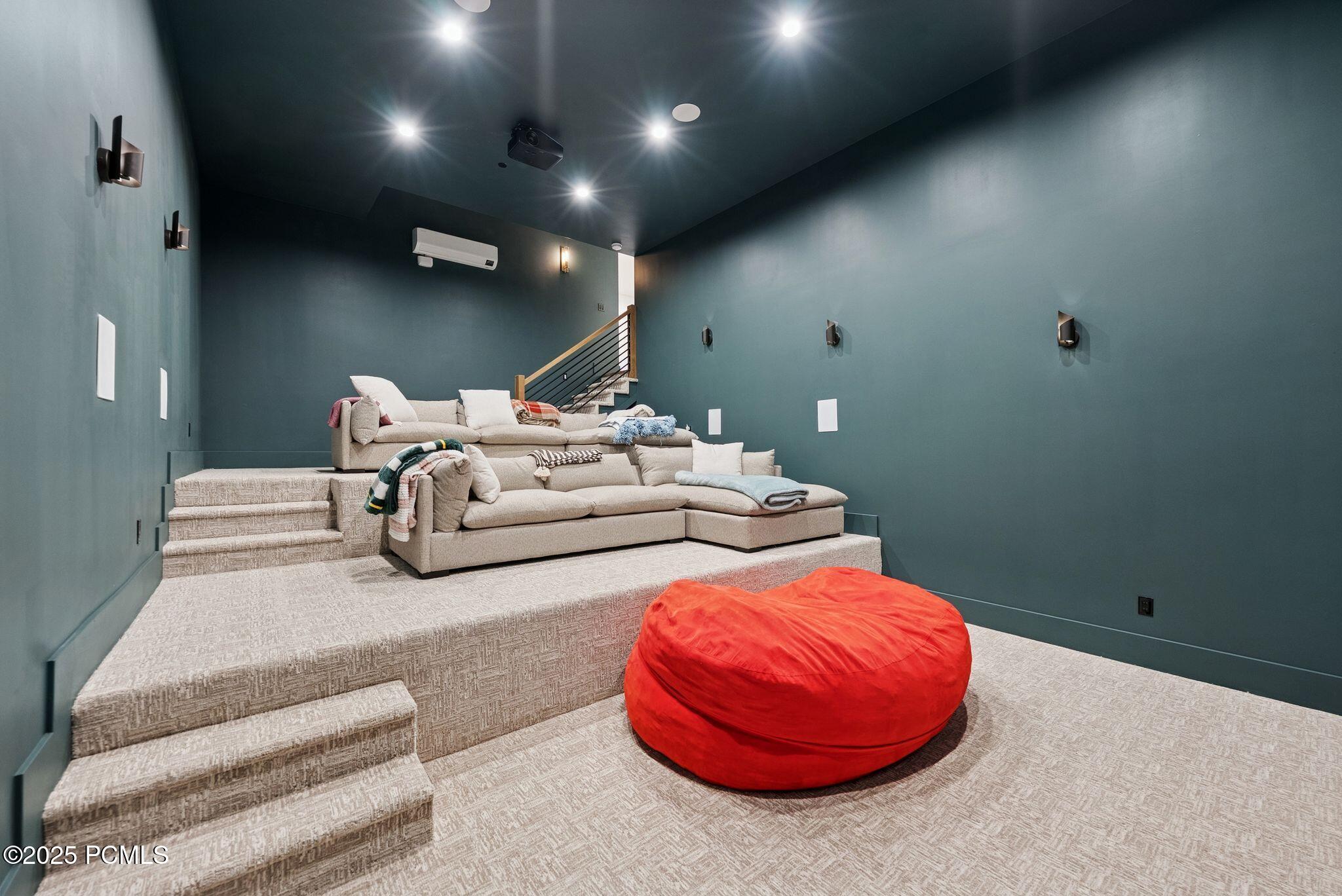 2083 Three Kings Court