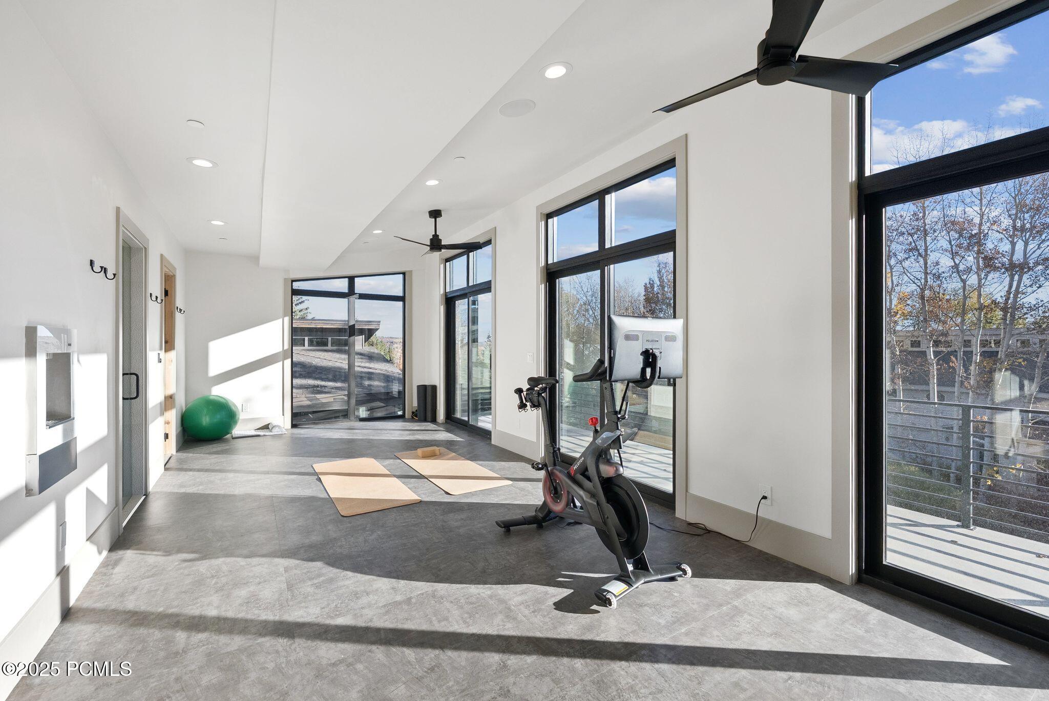 2083 Three Kings Court