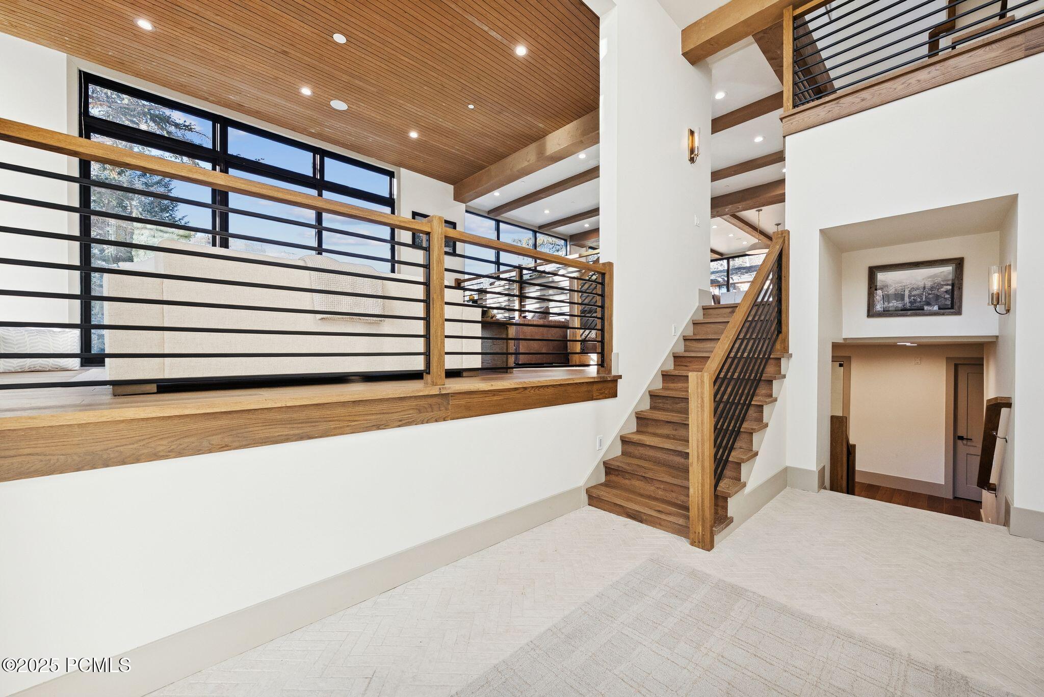 2083 Three Kings Court