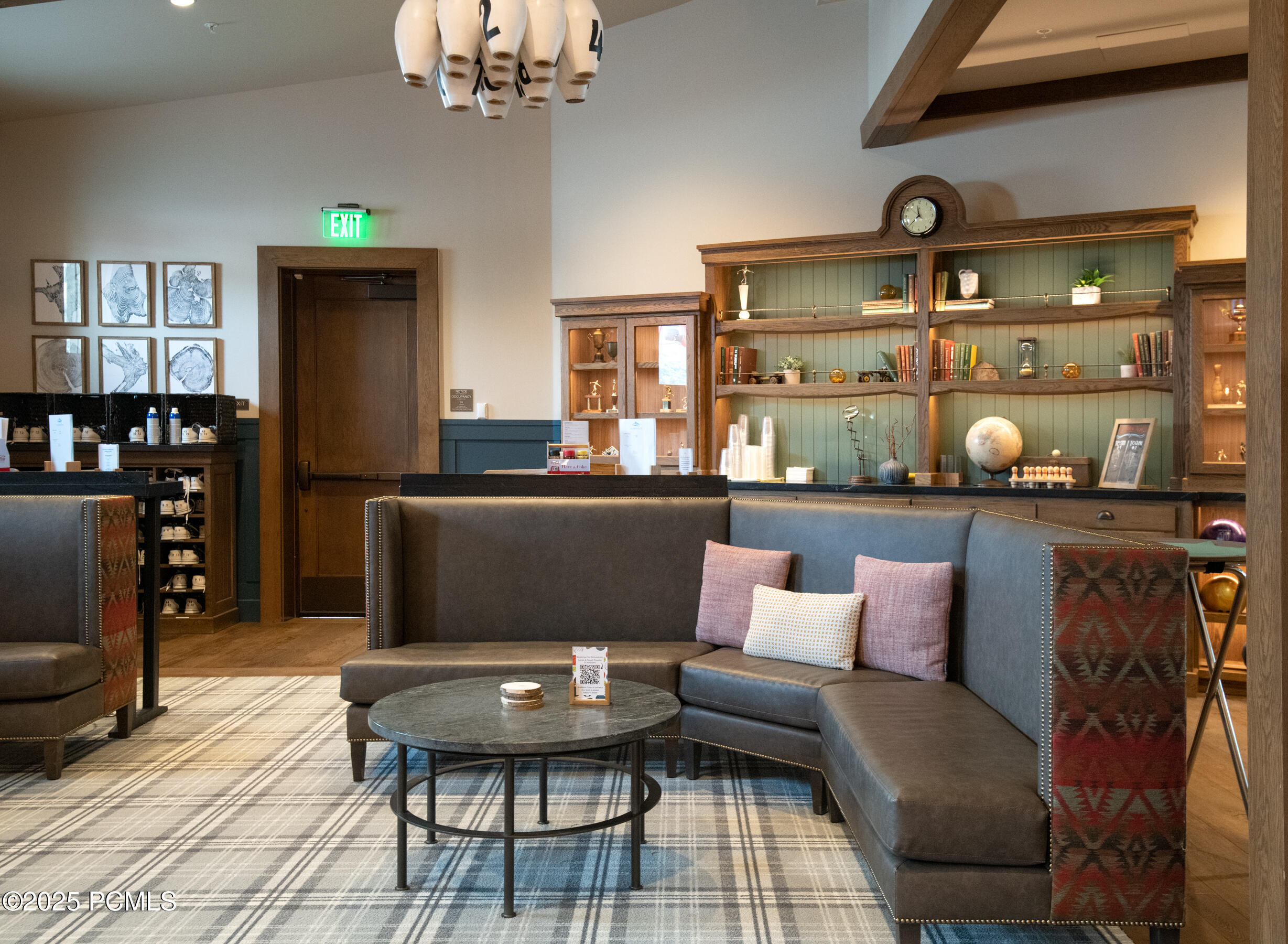 9452 N Vale View Circle