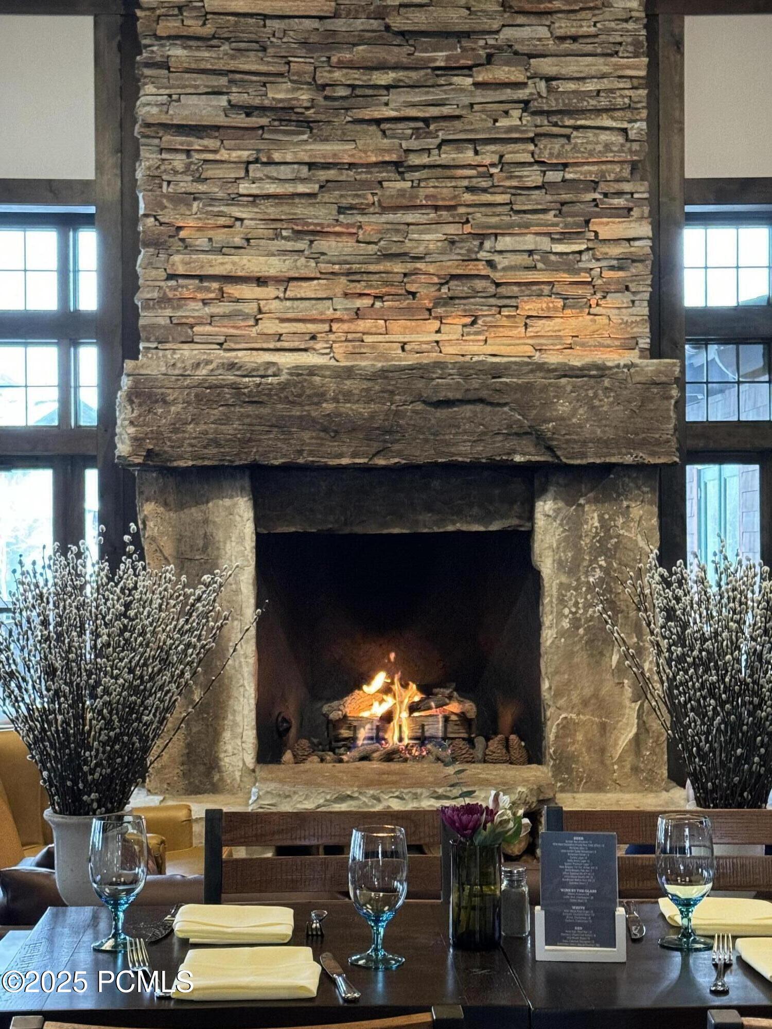 9452 N Vale View Circle