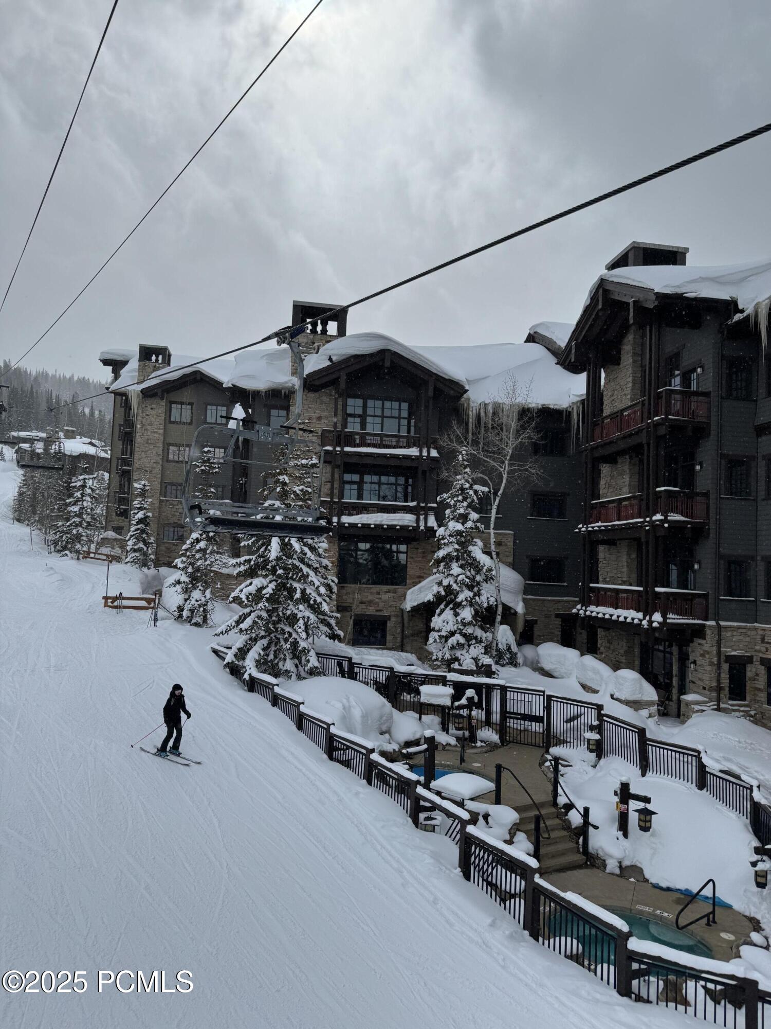 9452 N Vale View Circle