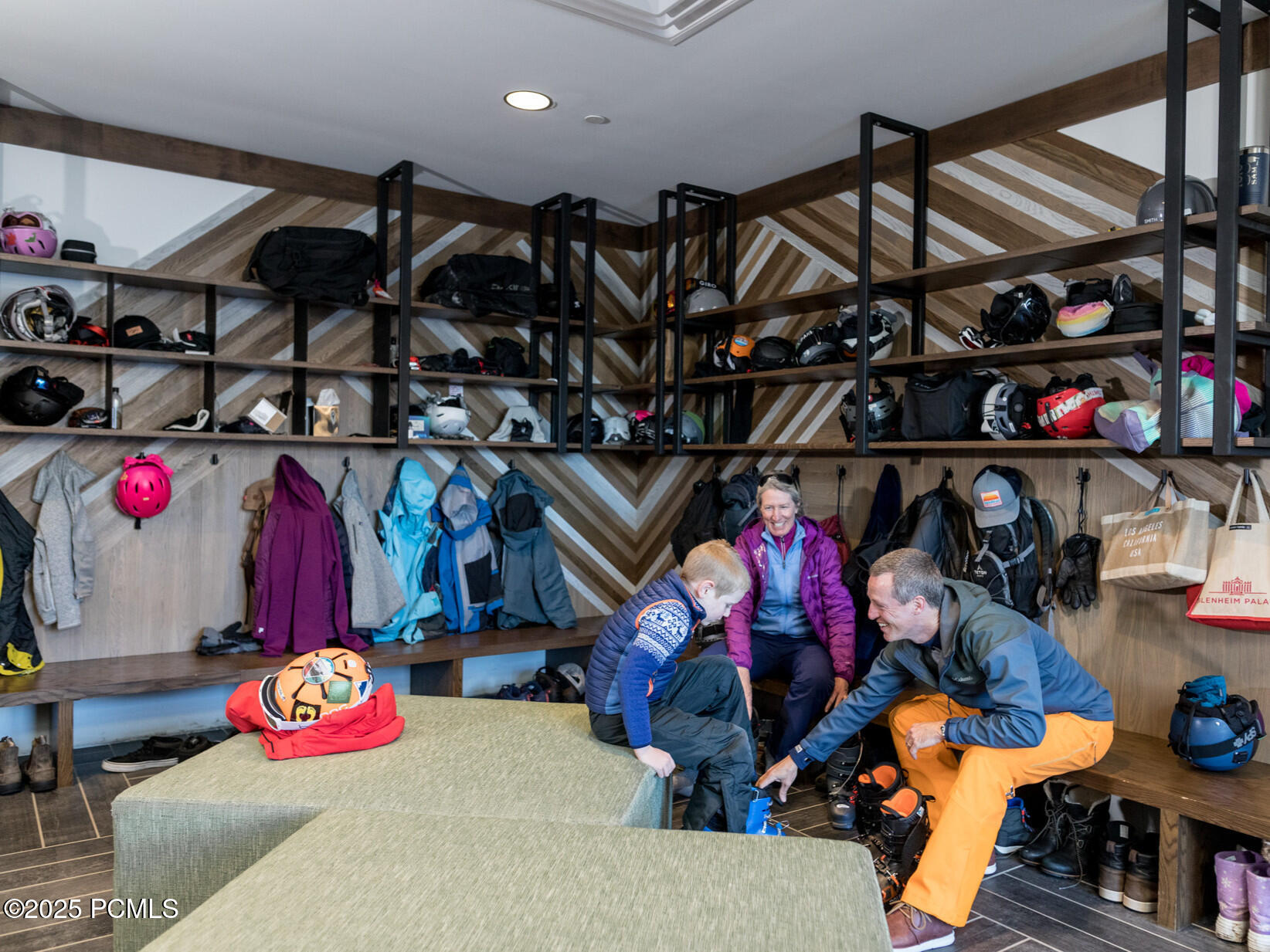 9452 N Vale View Circle