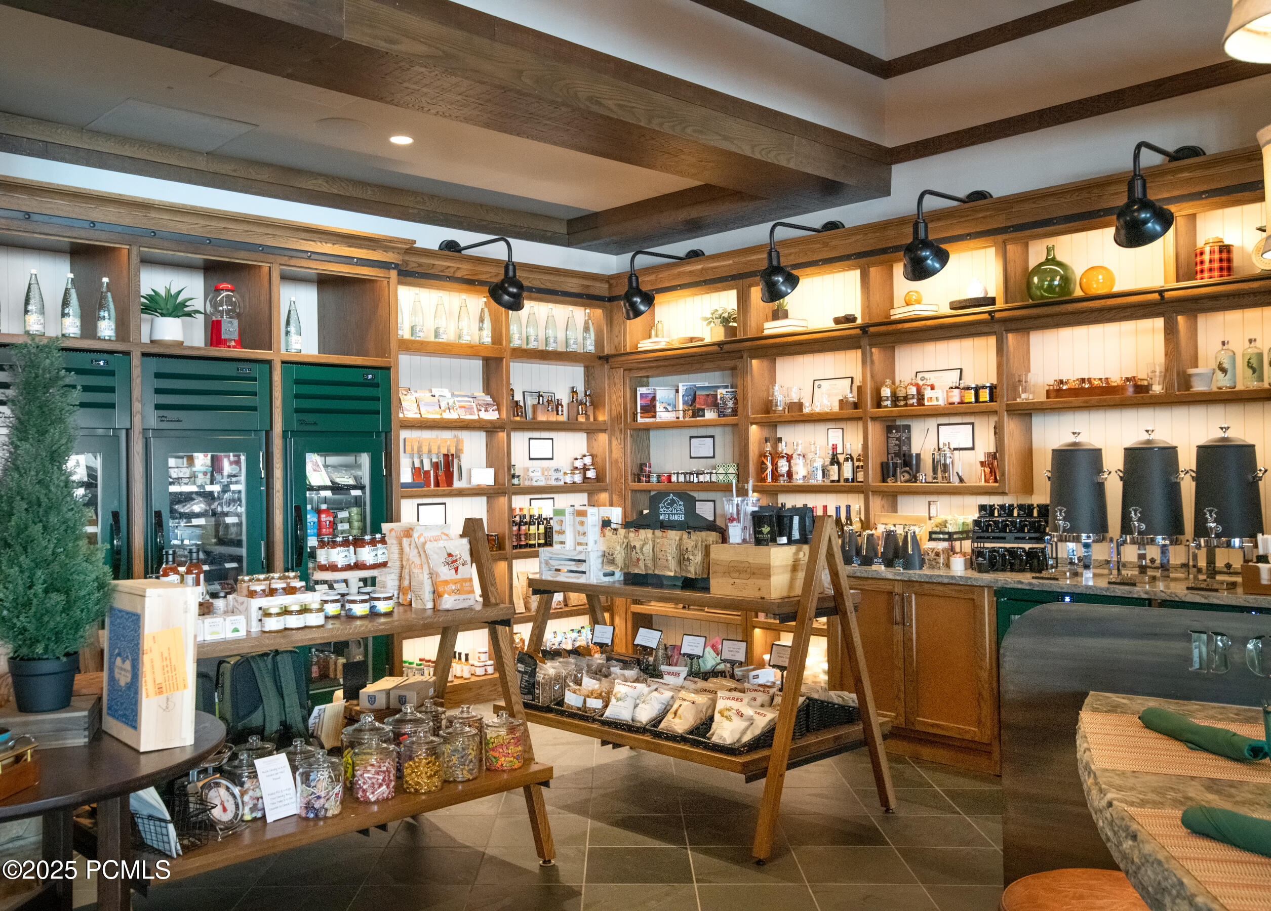 9452 N Vale View Circle