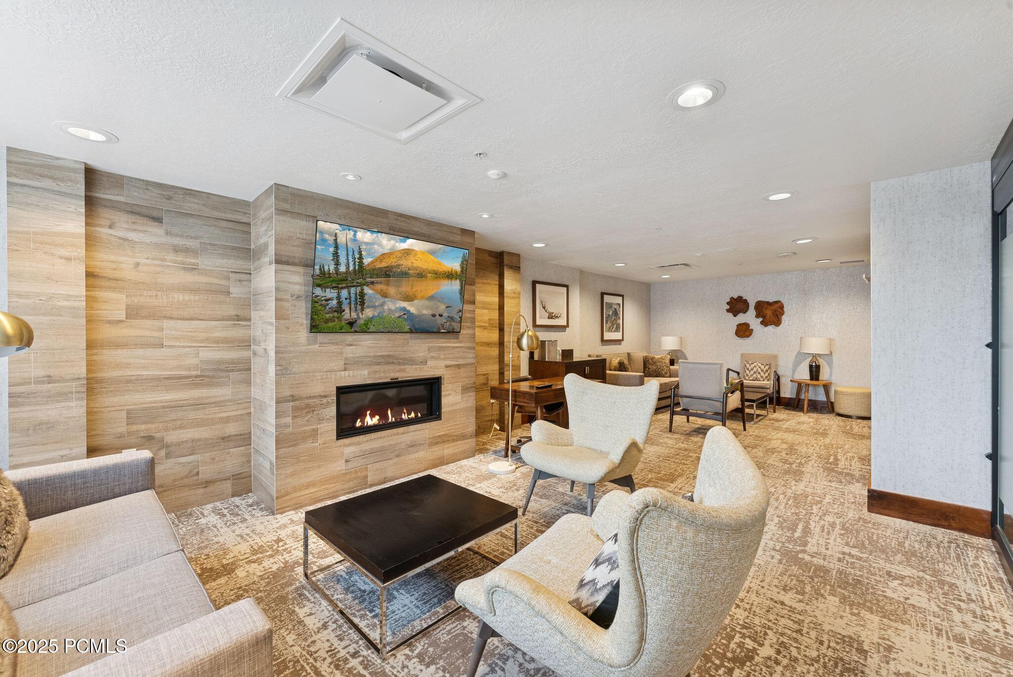 3558 N Escala Court, 251