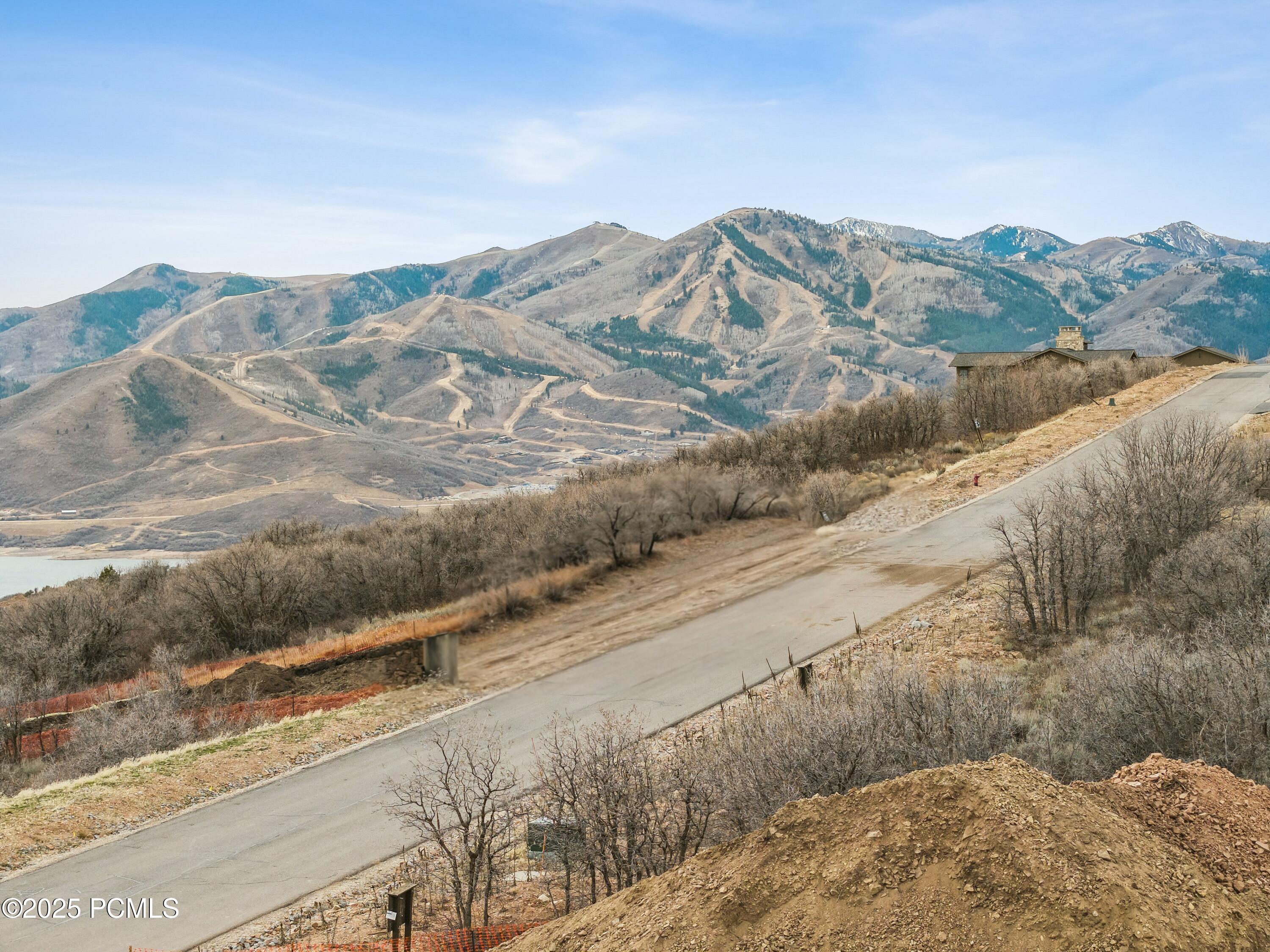 2313 E Wrangler Drive