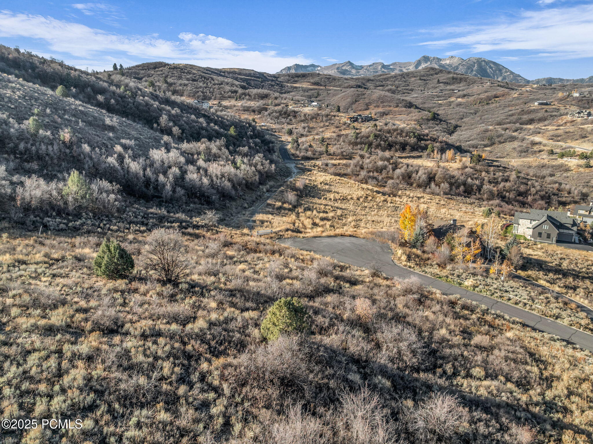 1380 Innsbruck Drive, 39