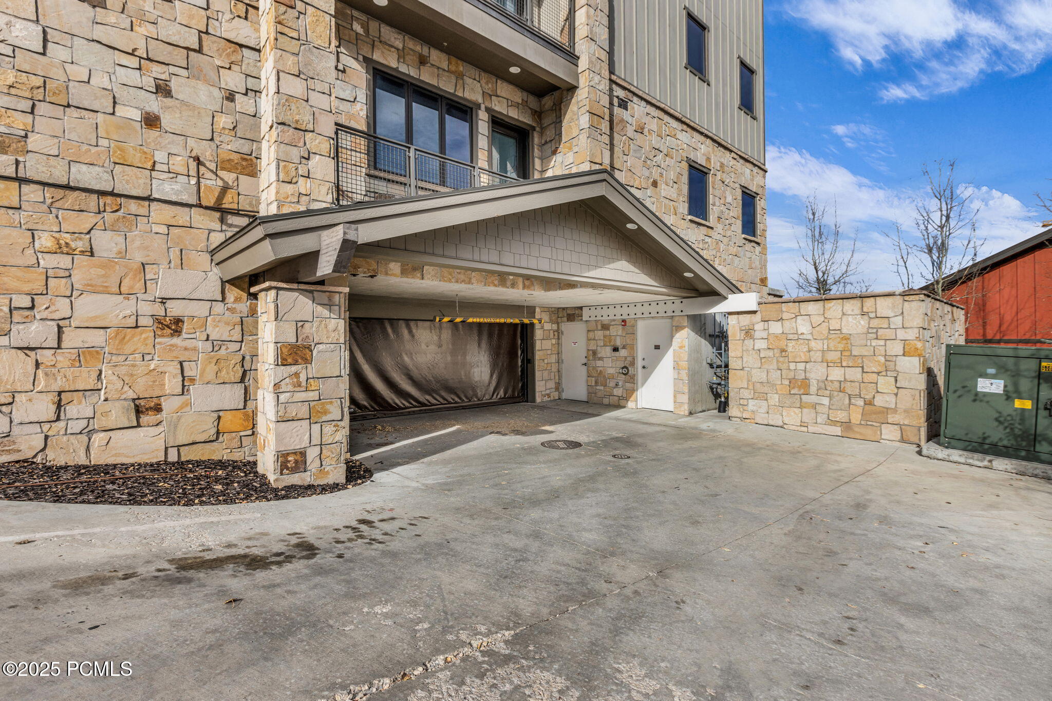 3793 Blackstone Drive, Unit 3b