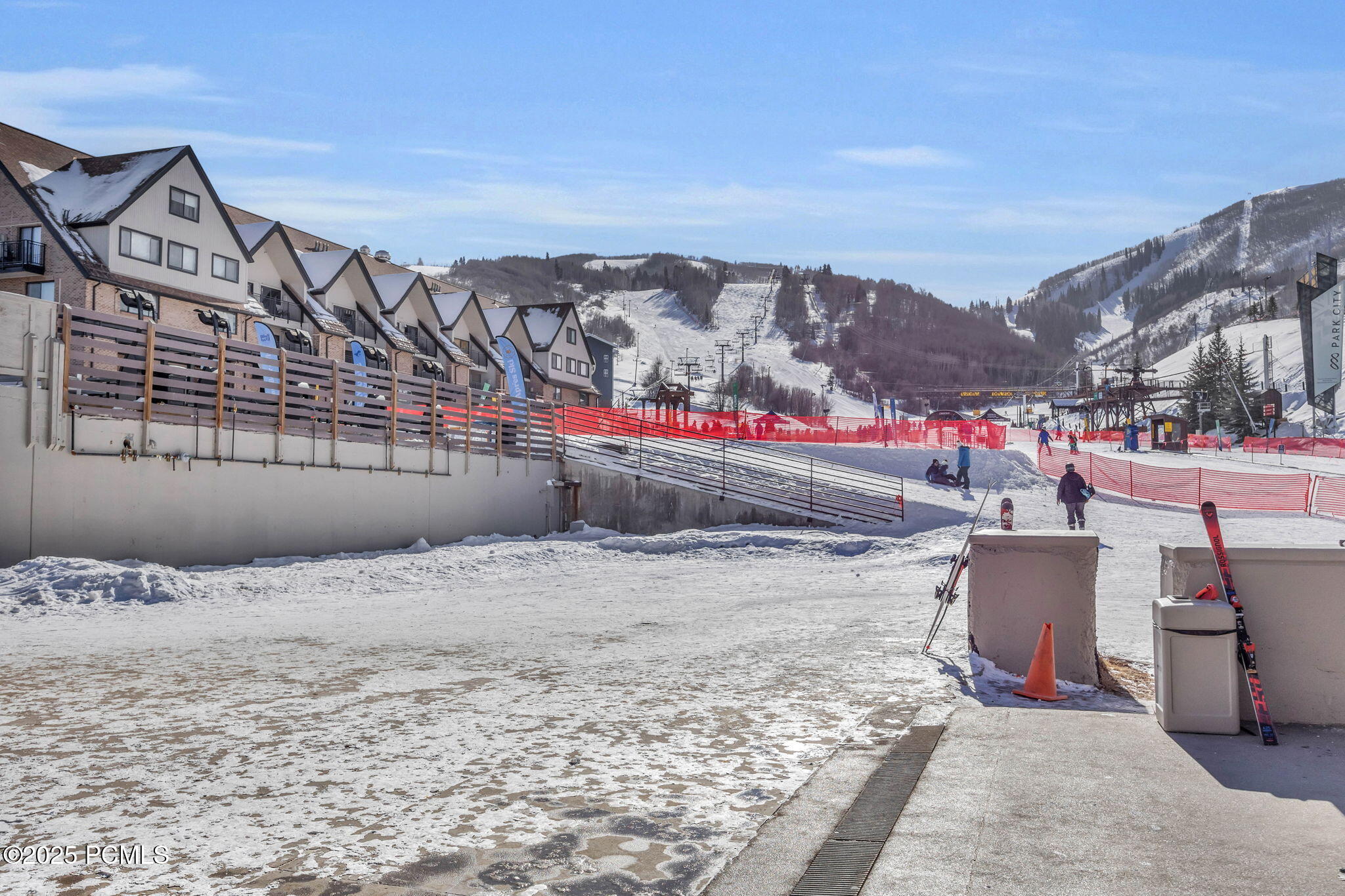 1401 Lowell Avenue 39