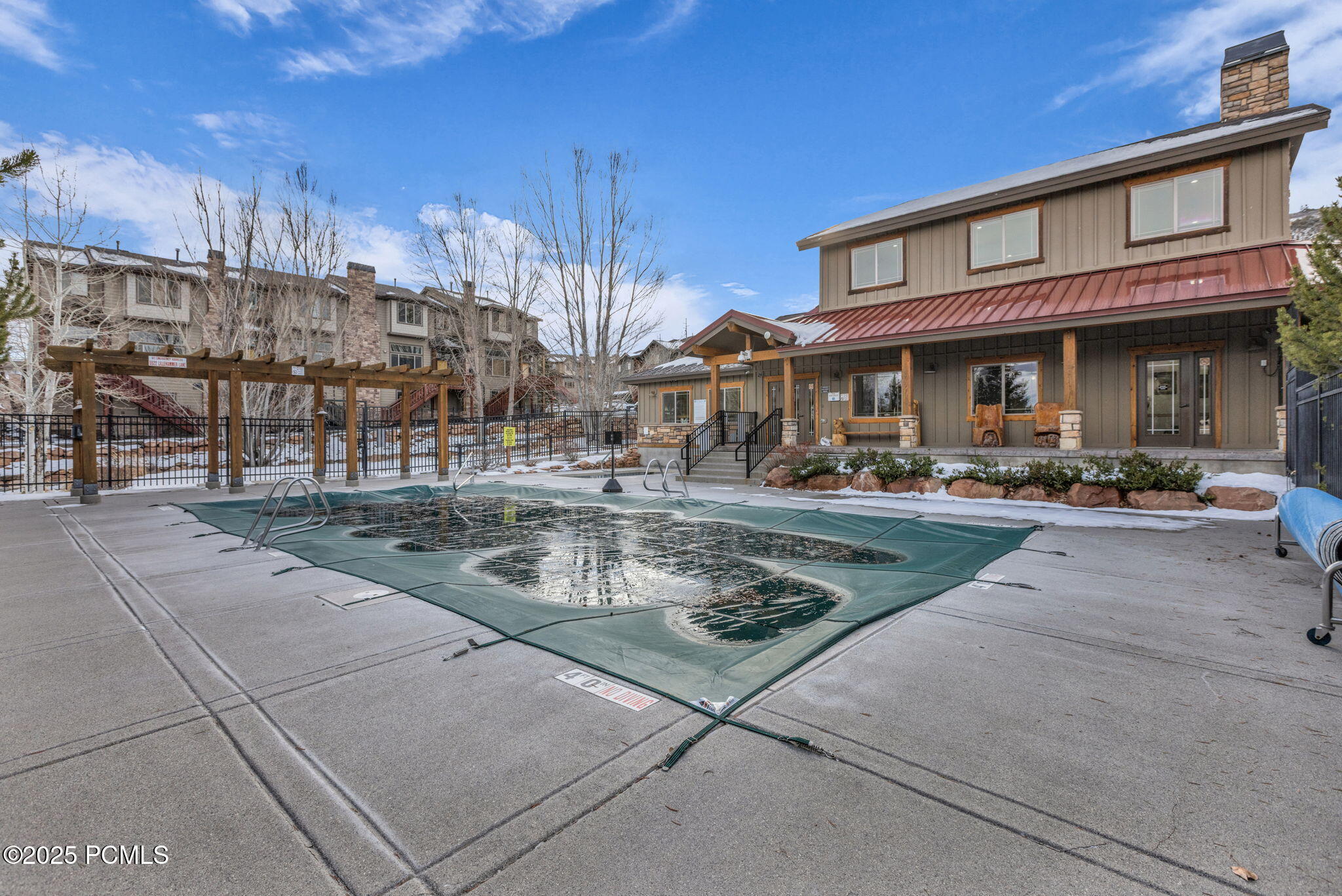 5424 Bobsled Boulevard T2