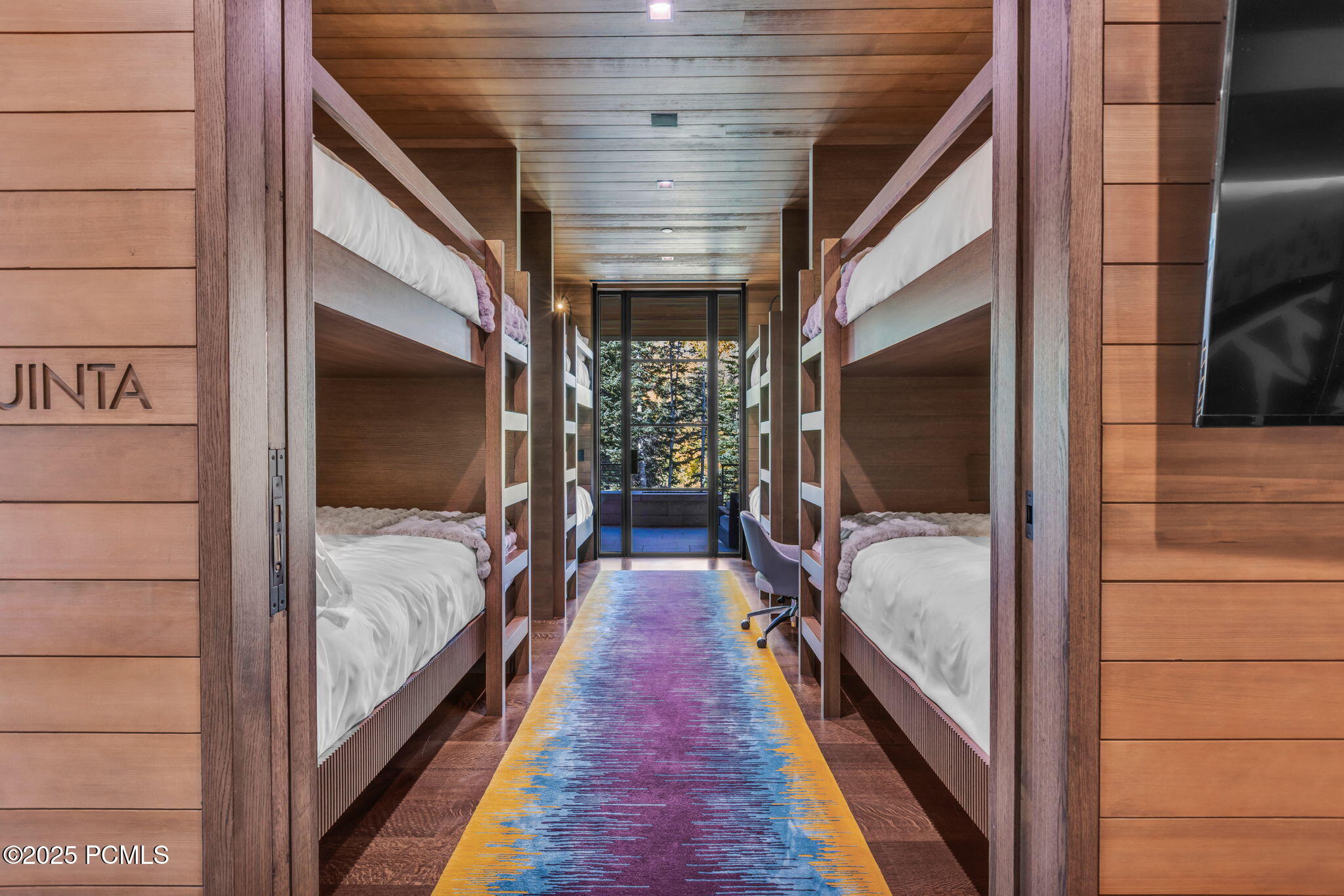 253 White Pine Canyon Rd