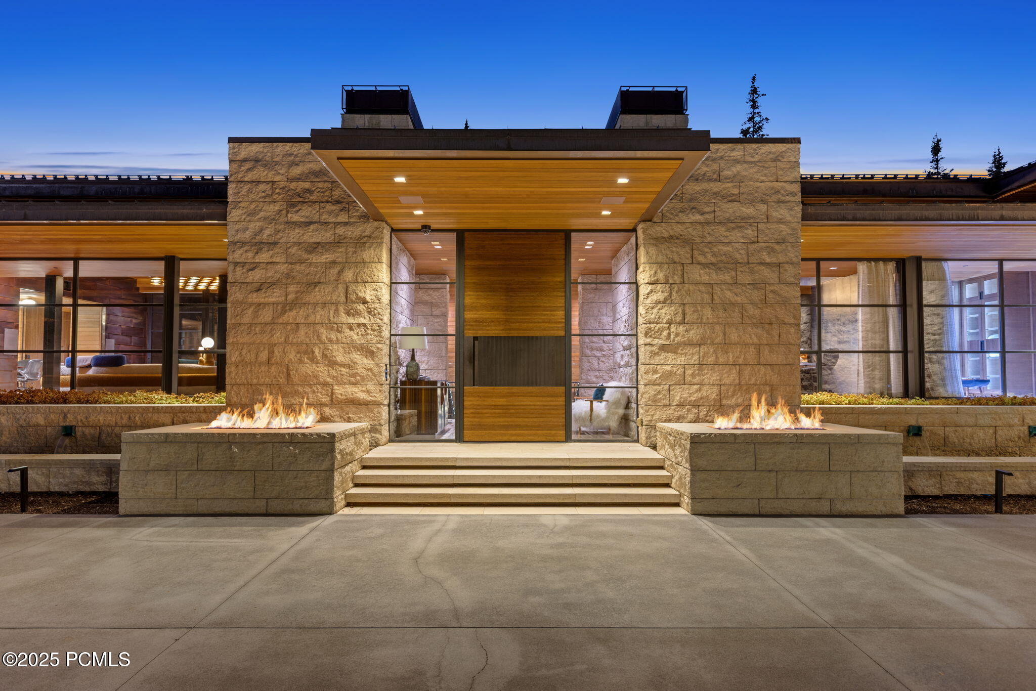 253 White Pine Canyon Rd