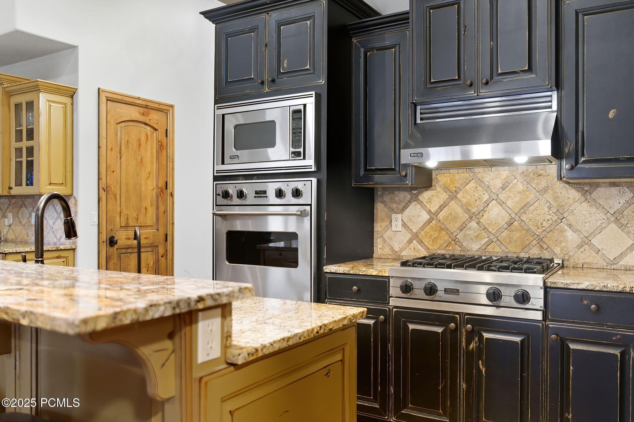 1273 W Stillwater Drive