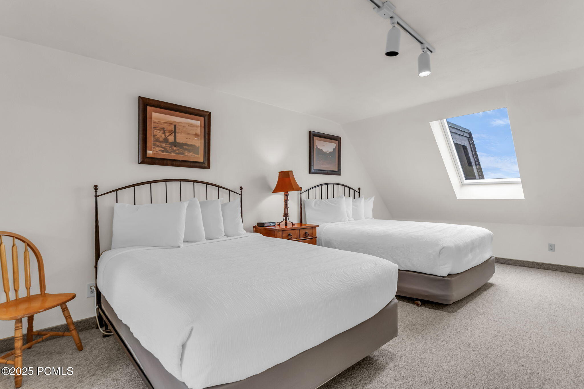 1415 Lowell Avenue B305 (350)