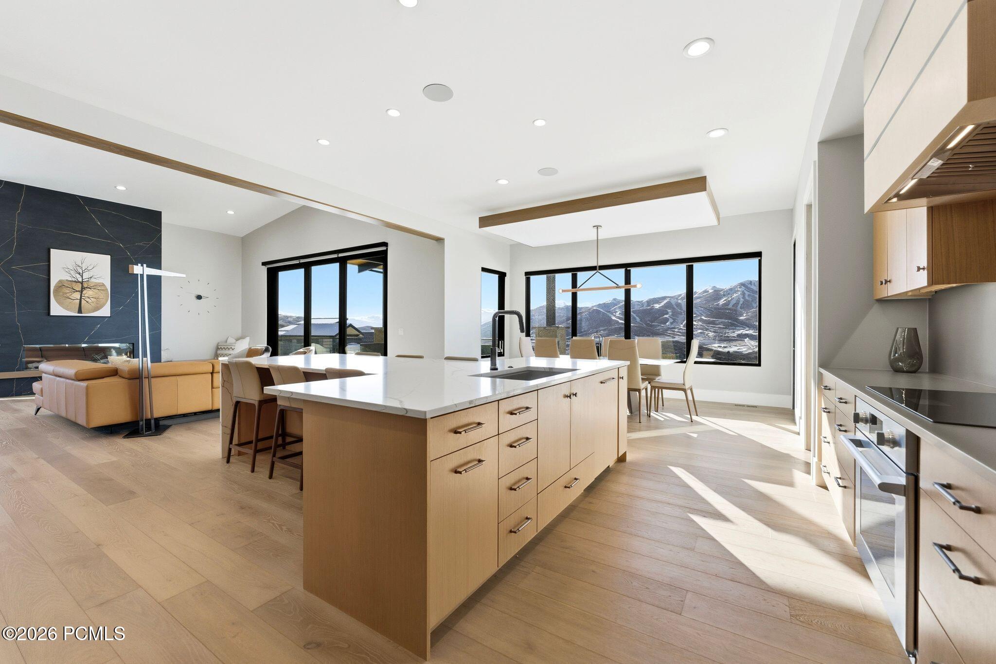 1105 E Longview Drive