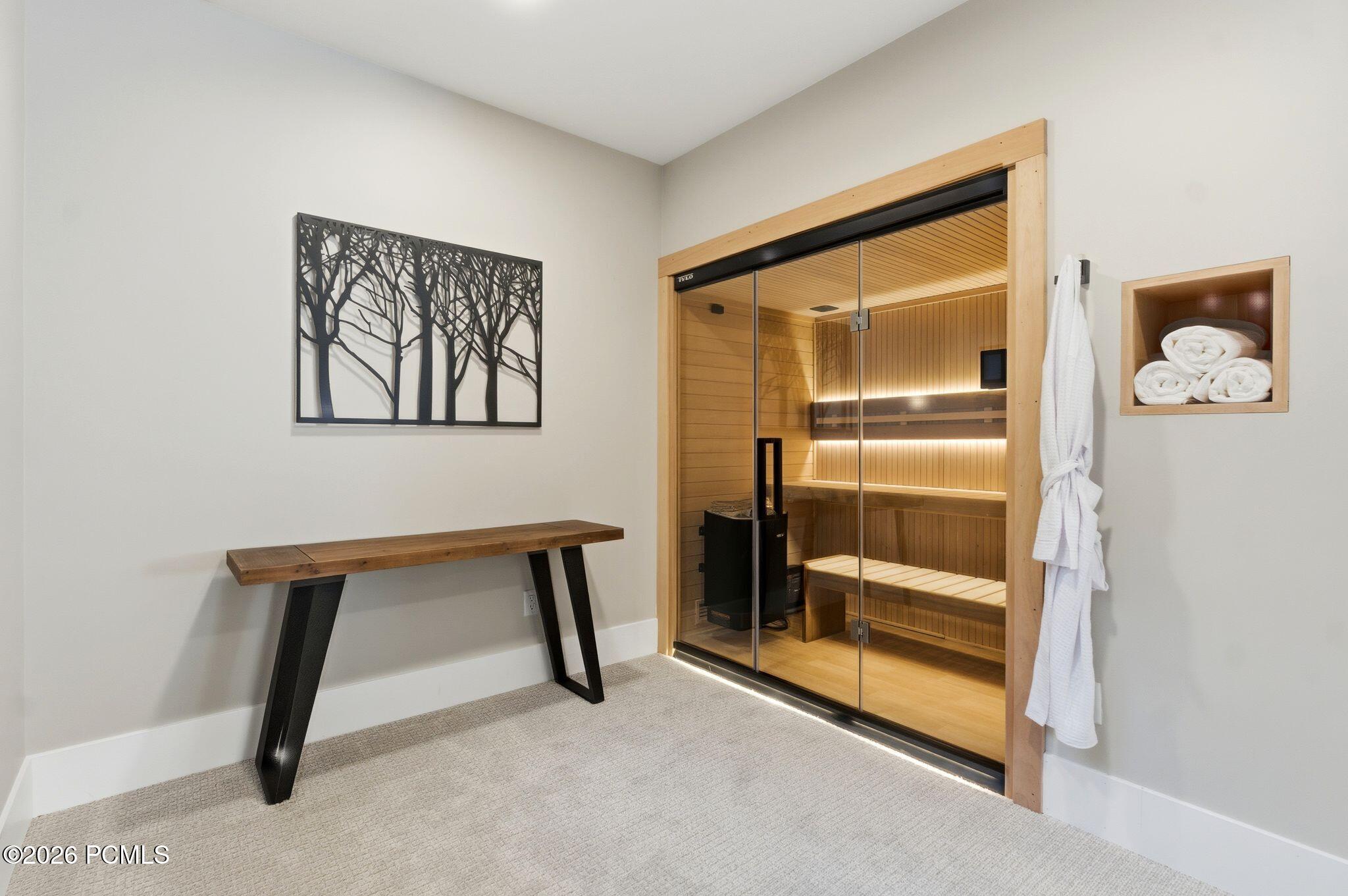 1105 E Longview Drive