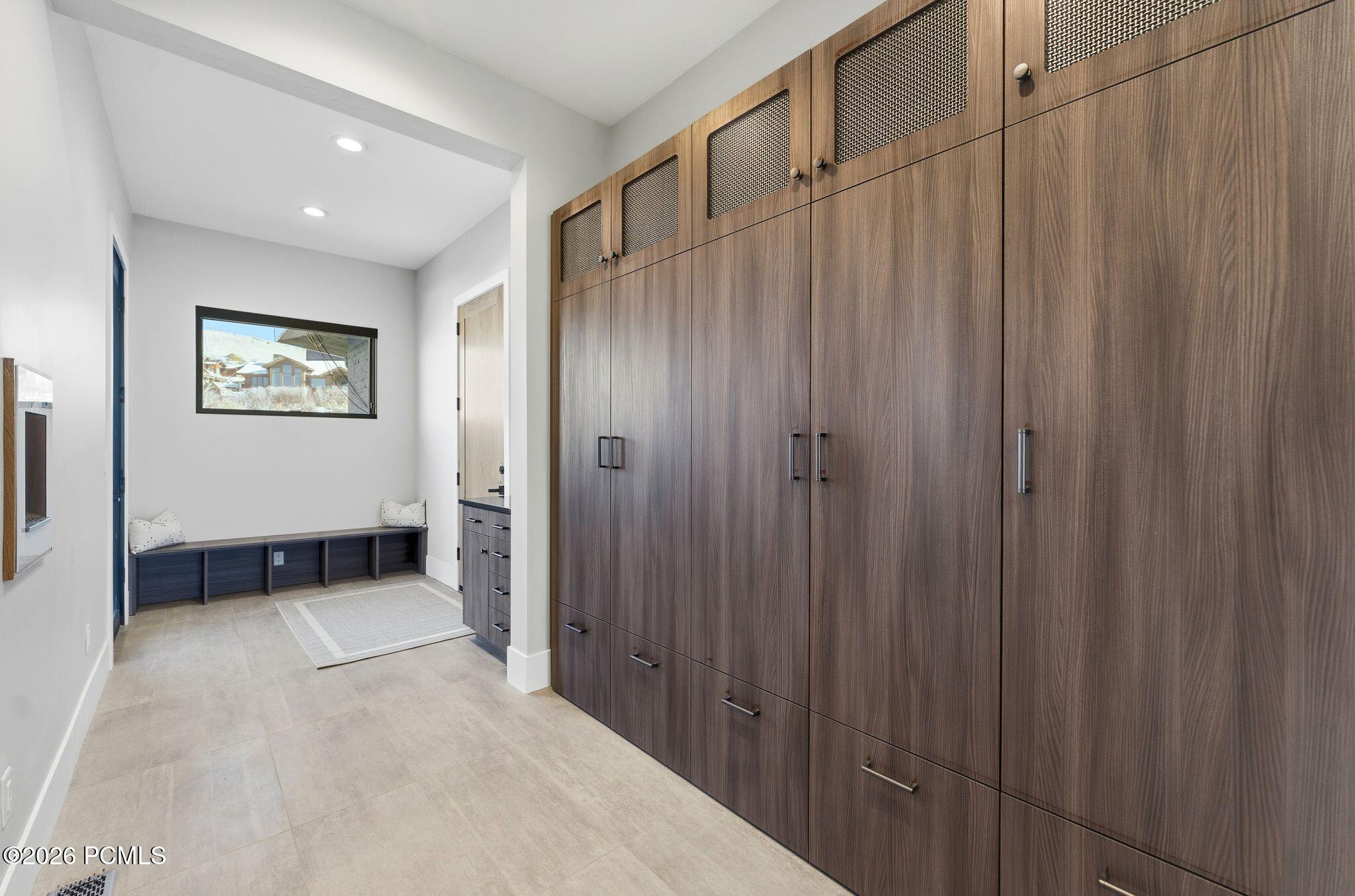 1105 E Longview Drive