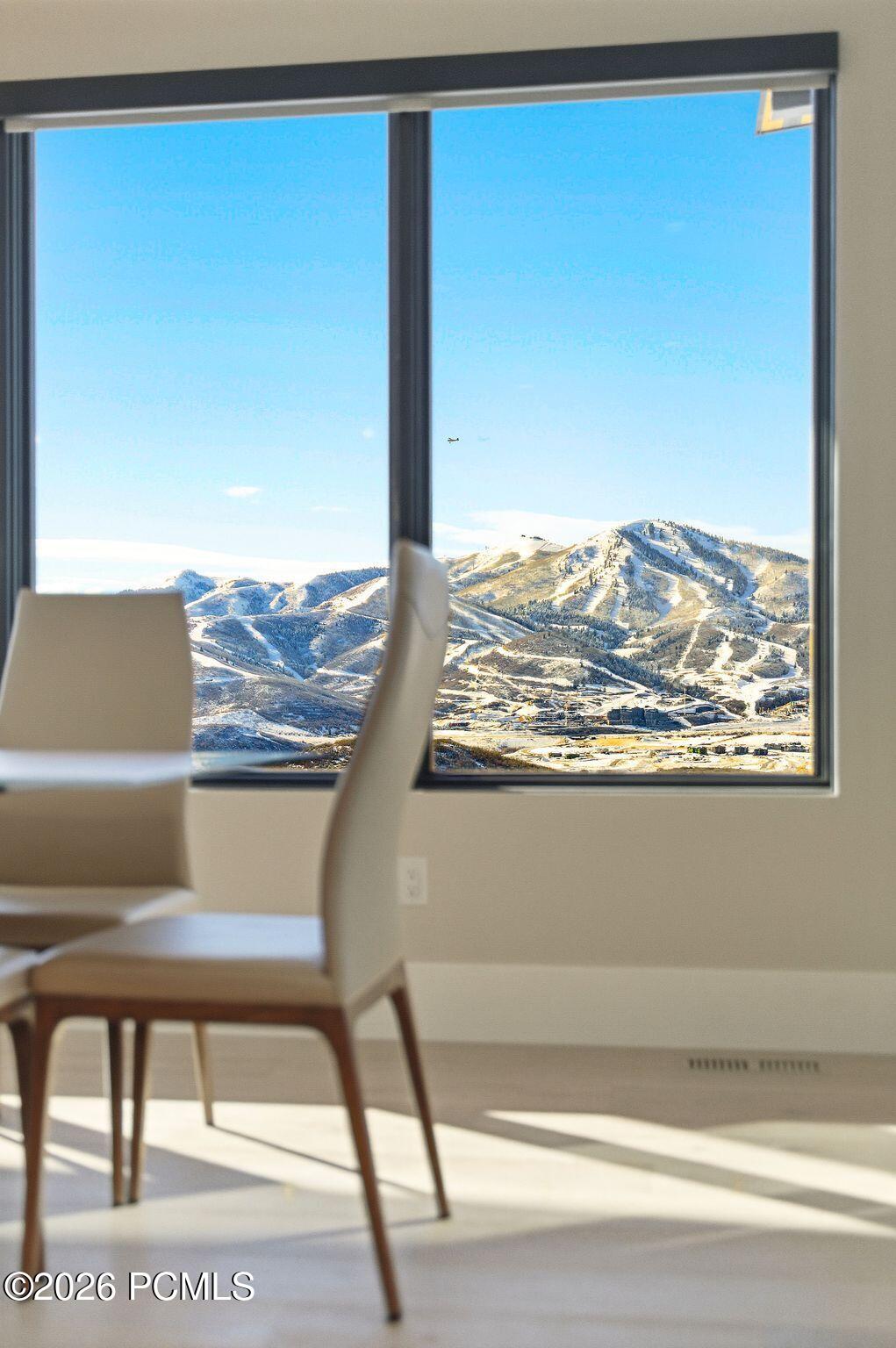 1105 E Longview Drive