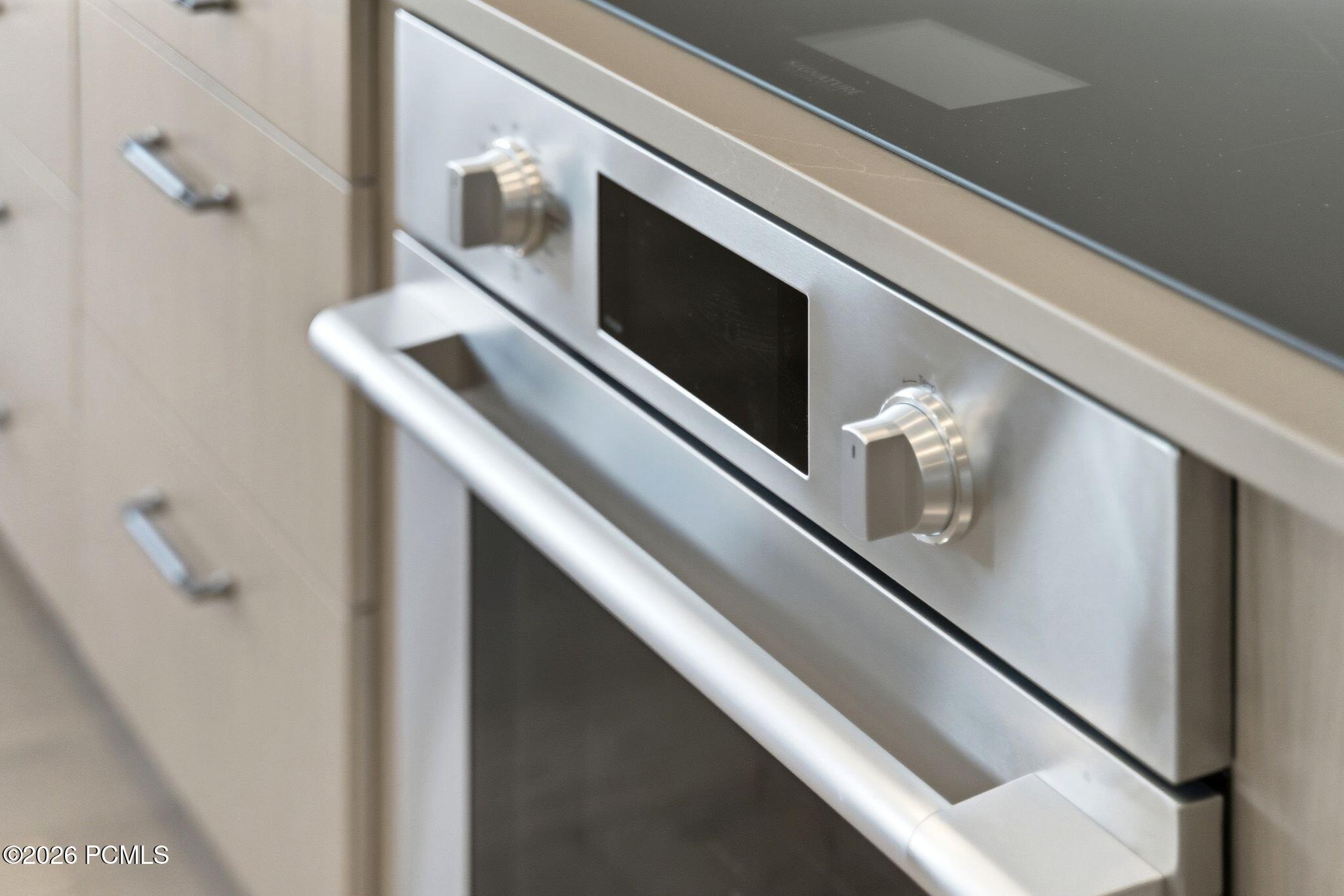 1105 E Longview Drive