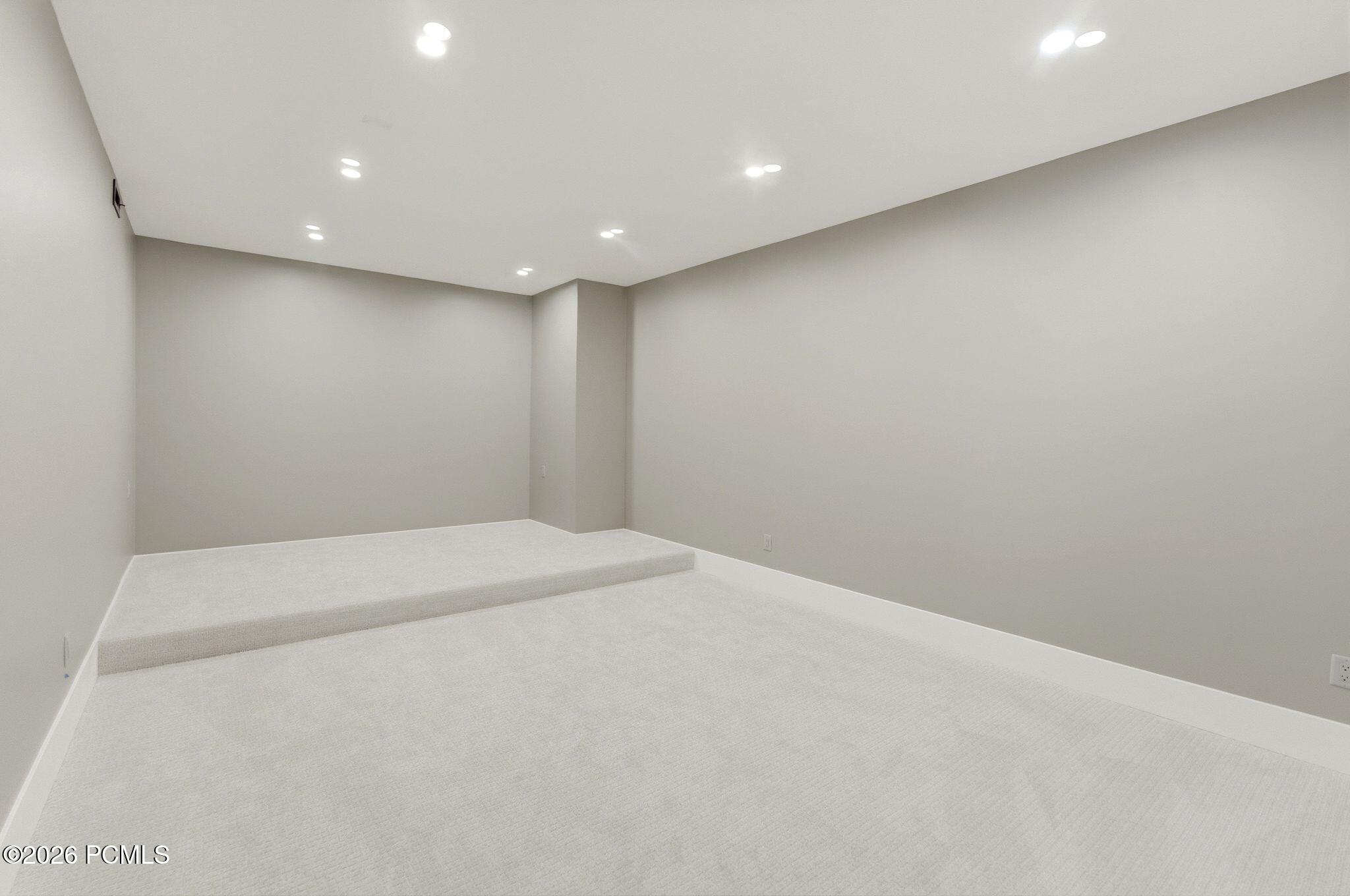 1105 E Longview Drive