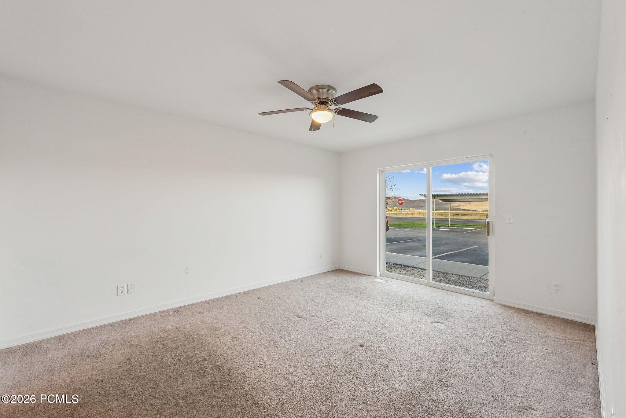 595 S Main Street Apt 18